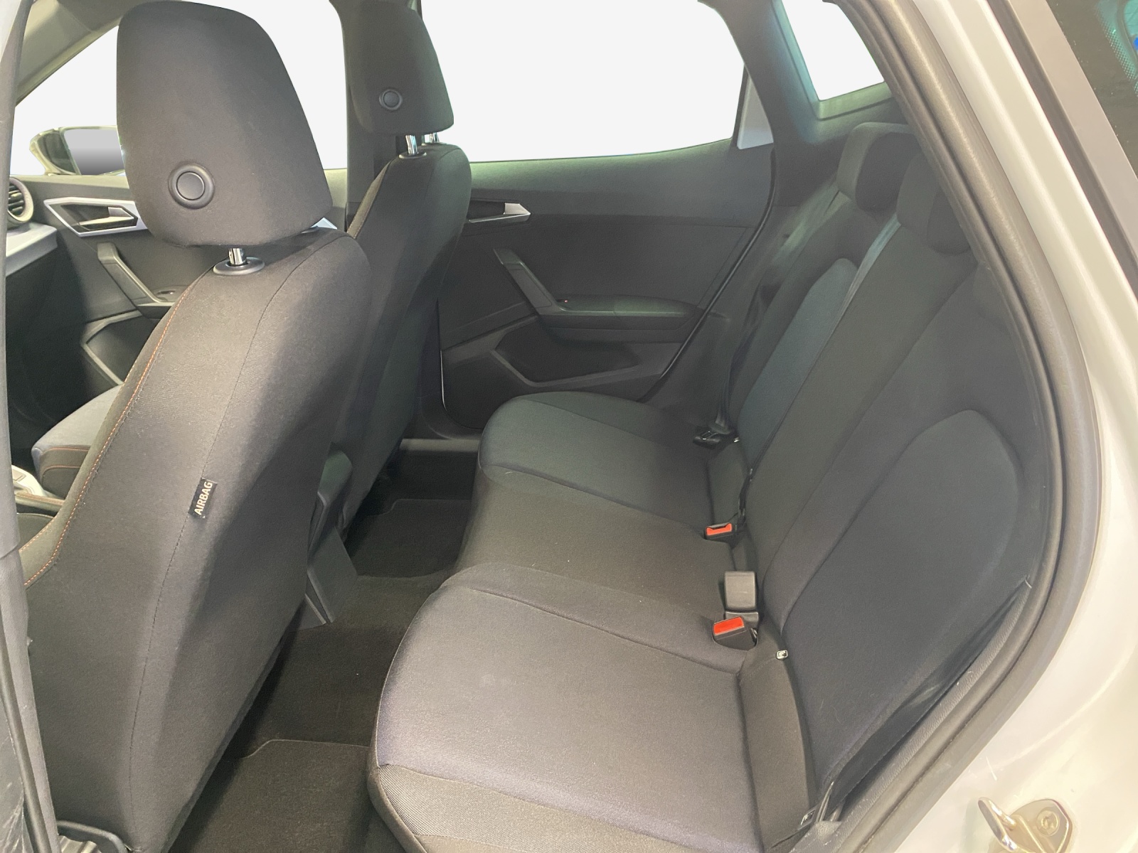 SEAT Arona 1.0 TSI Eco Hola FR DSG-image-11