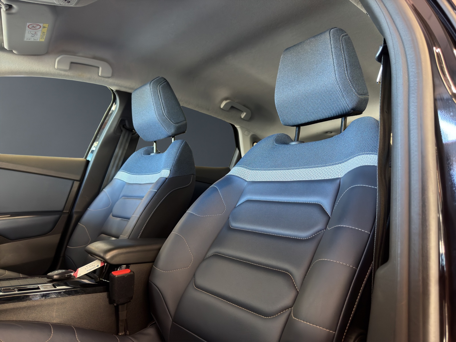 CITROEN C4 1.2 Pure Tech Feel EAT8-image-16