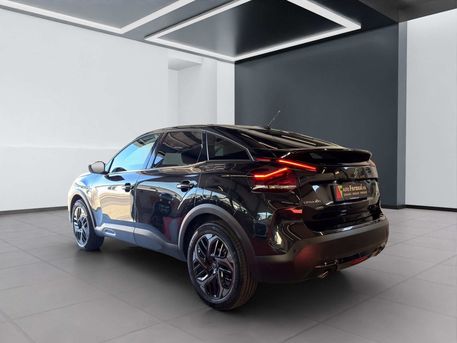 CITROEN C4 1.2 Pure Tech Feel EAT8-image-3