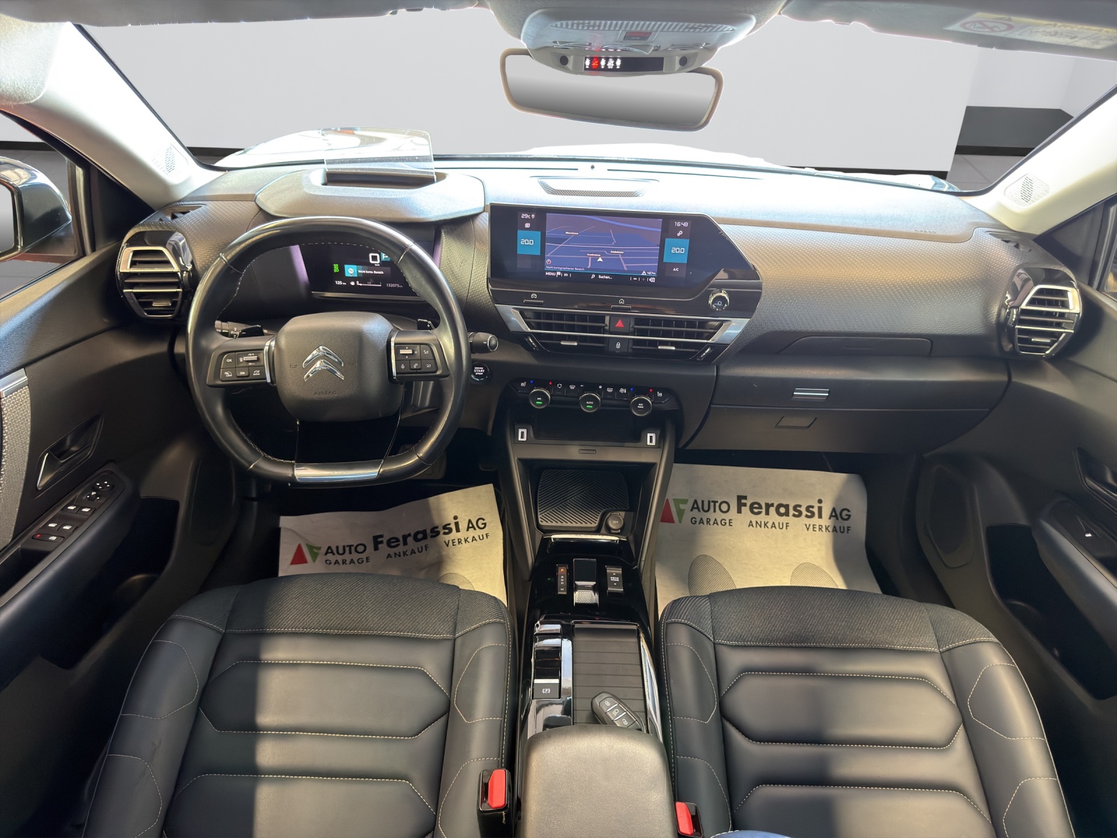 CITROEN C4 1.2 Pure Tech Feel EAT8-image-11