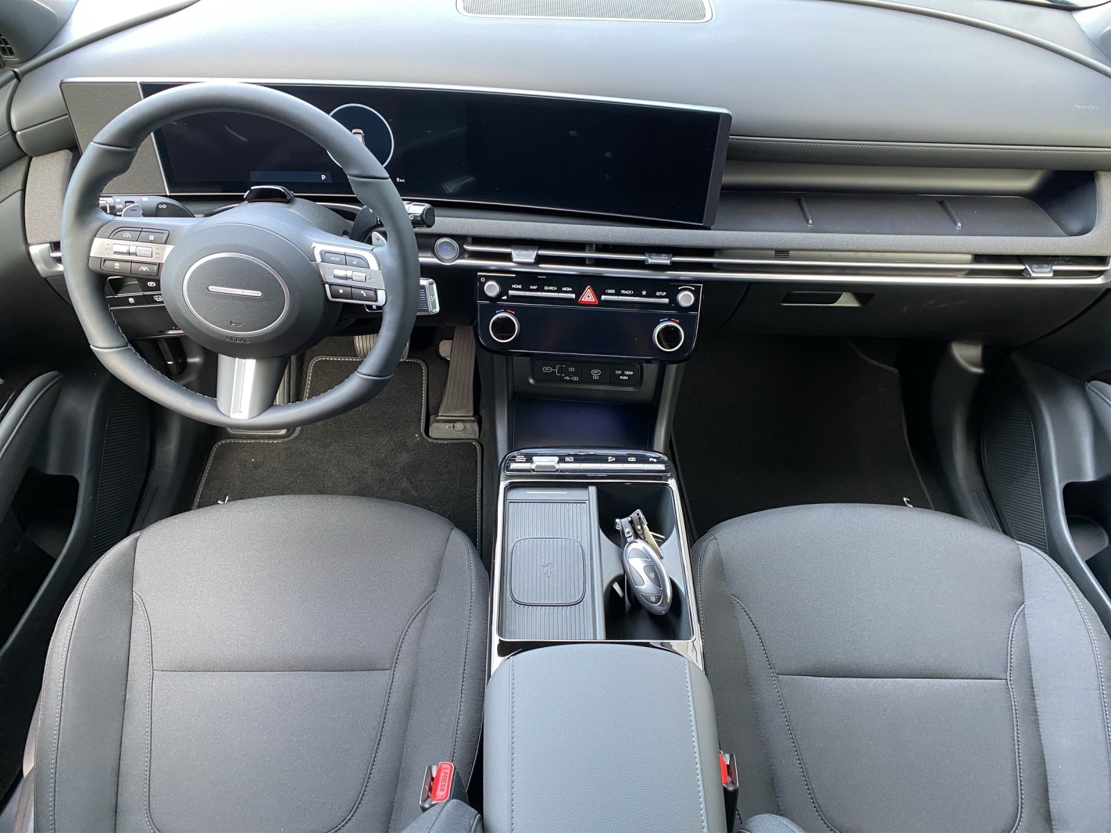 HYUNDAI Tucson 1.6 T-GDi HEV Origo Blackline 4WD-image-11