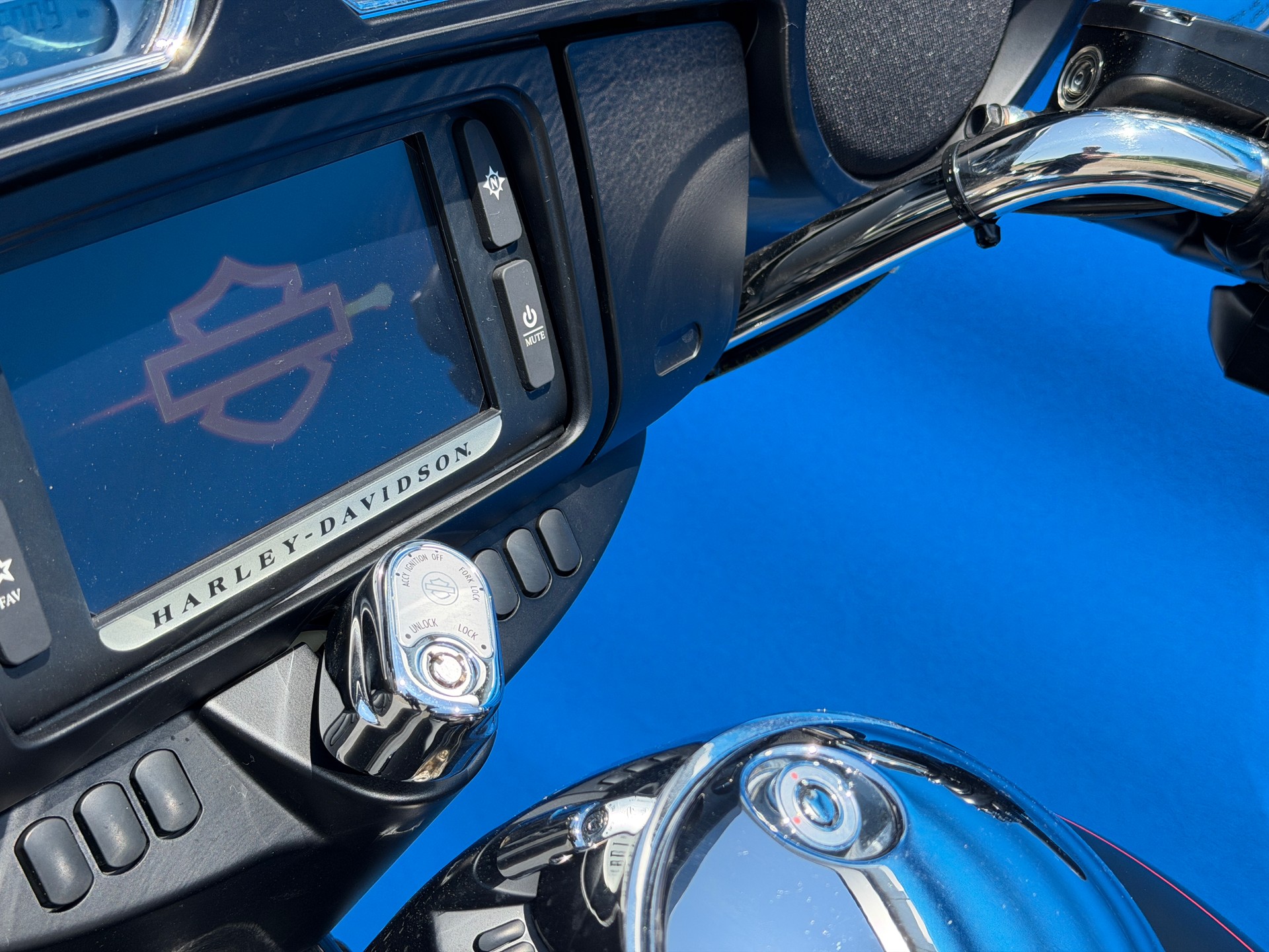HARLEY-DAVIDSON FLHXS Street Glide Special ABS-image-11