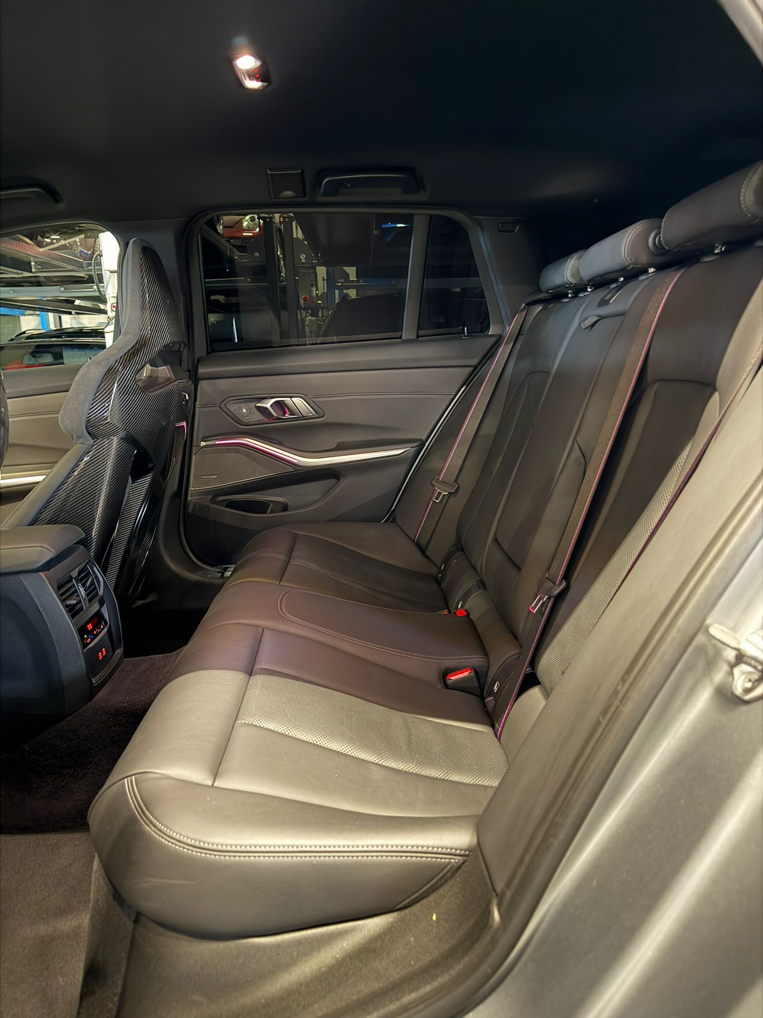 BMW M3 Touring Competition M *Frozen Grey-CH VHC*-image-14