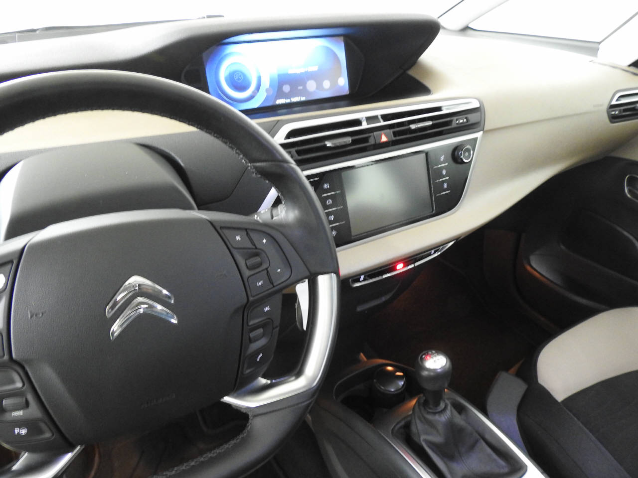 CITROEN C4 Picasso 1.6 THP 155 Intensive-image-15