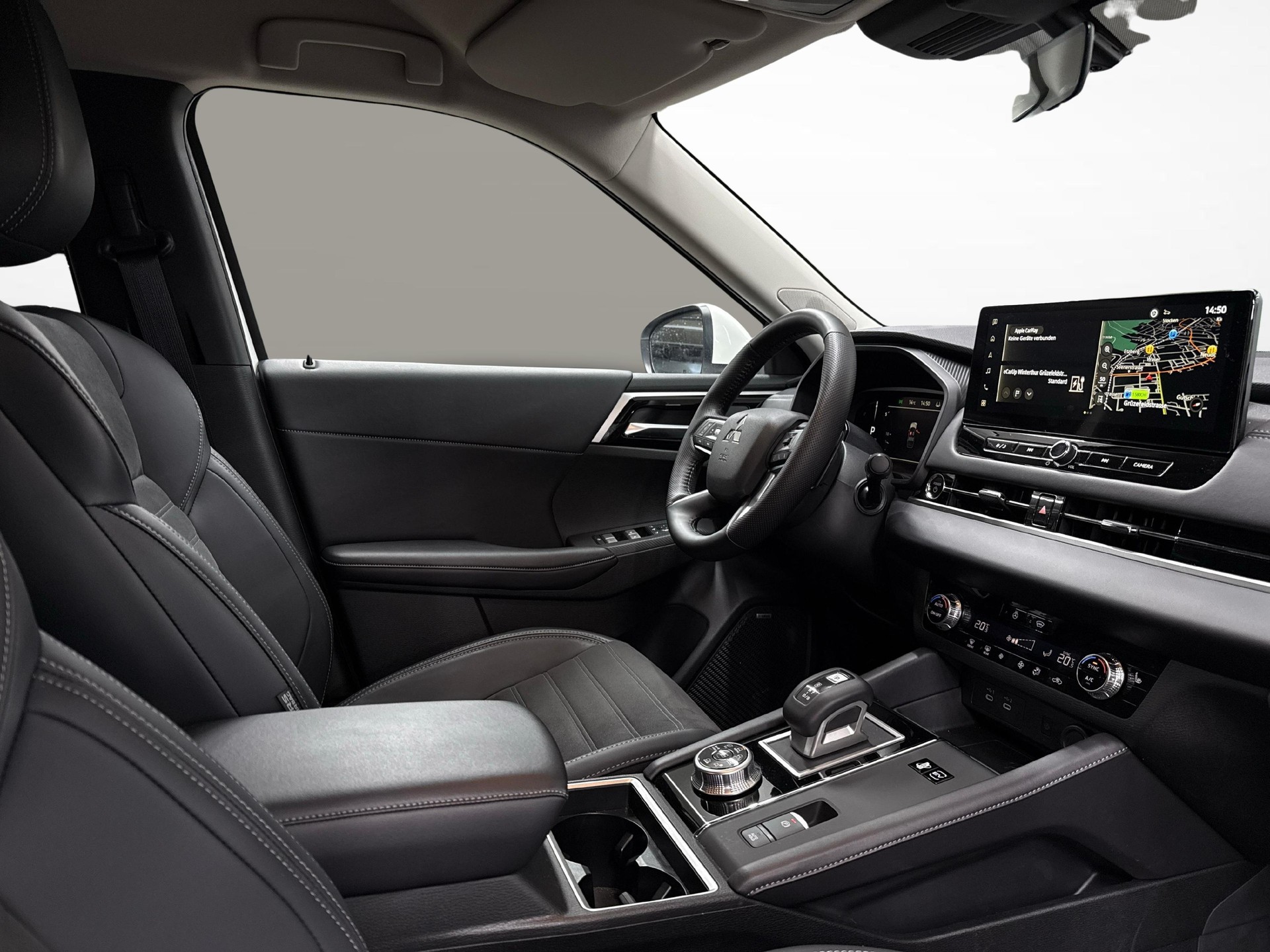 MITSUBISHI Outlander 2.4 PHEV Intense 4x4-image-9