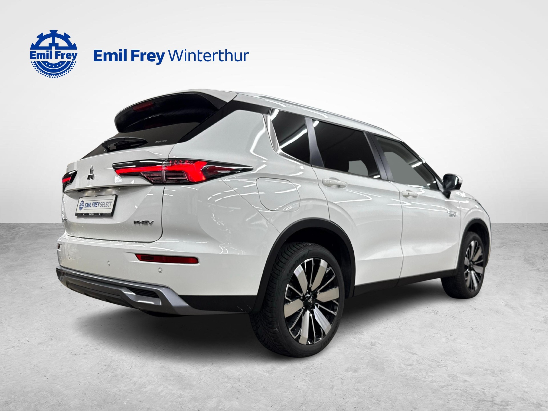 MITSUBISHI Outlander 2.4 PHEV Intense 4x4-image-4