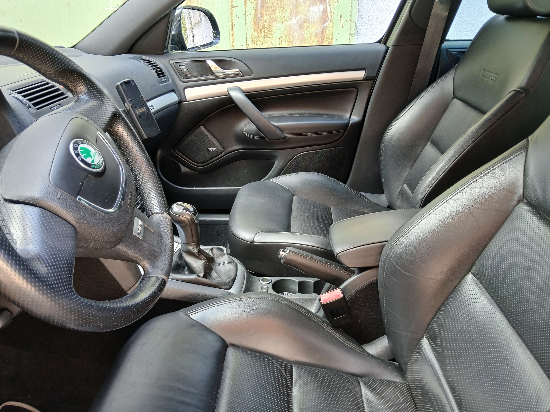 SKODA VRS-image-5