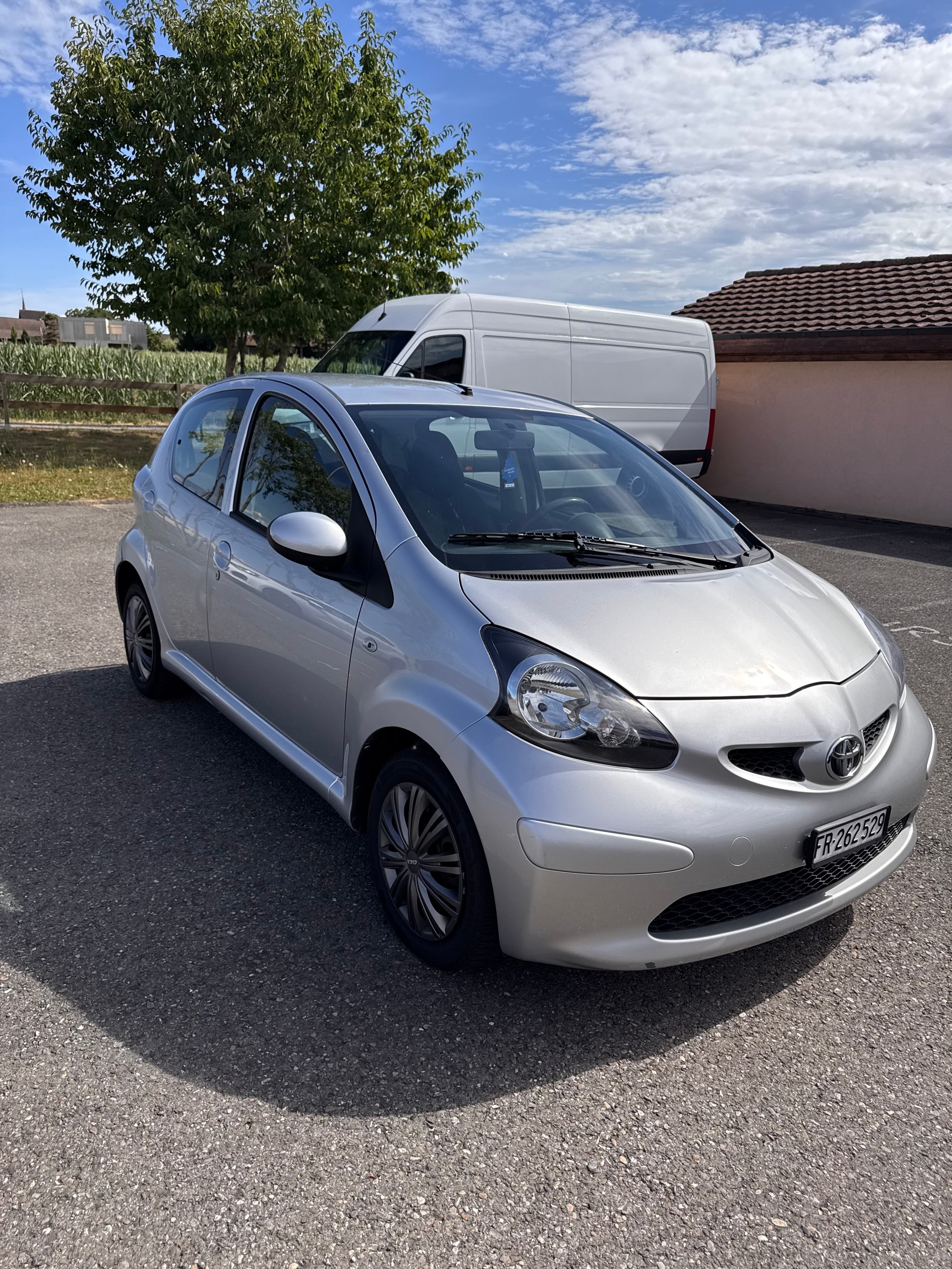 TOYOTA Aygo 1.0 Linea Terra-image-7