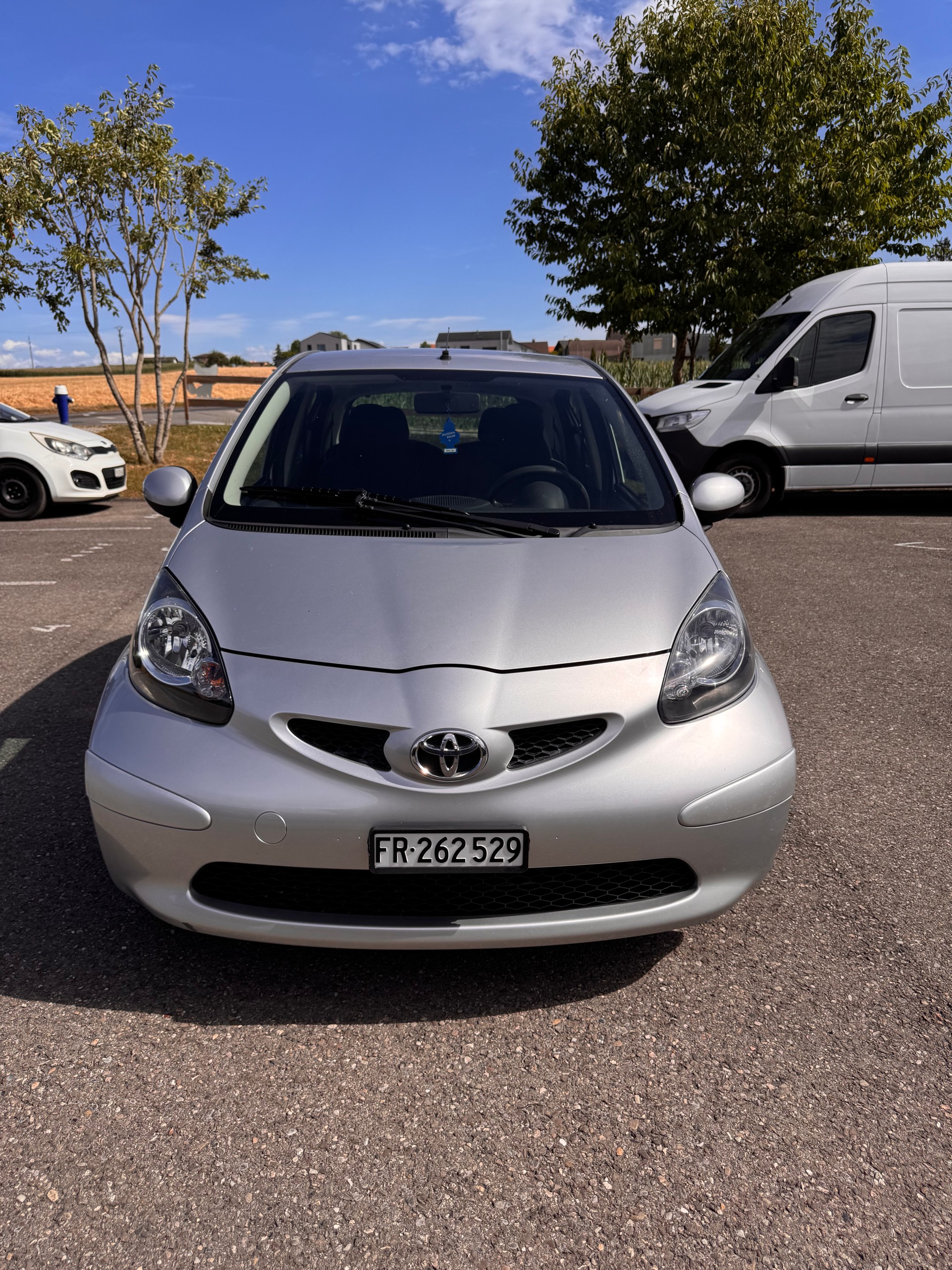 TOYOTA Aygo 1.0 Linea Terra-image-0