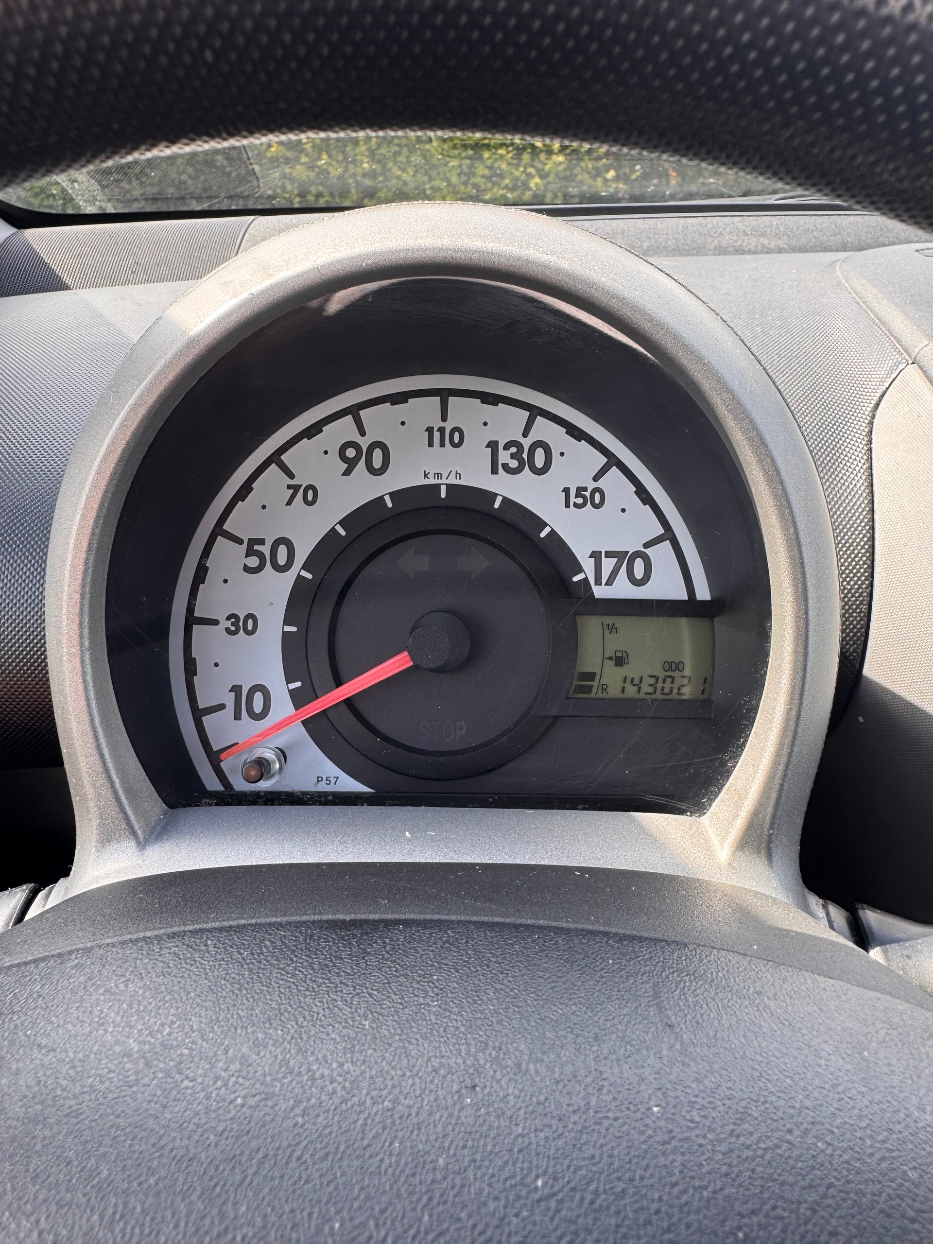 TOYOTA Aygo 1.0 Linea Terra-image-13