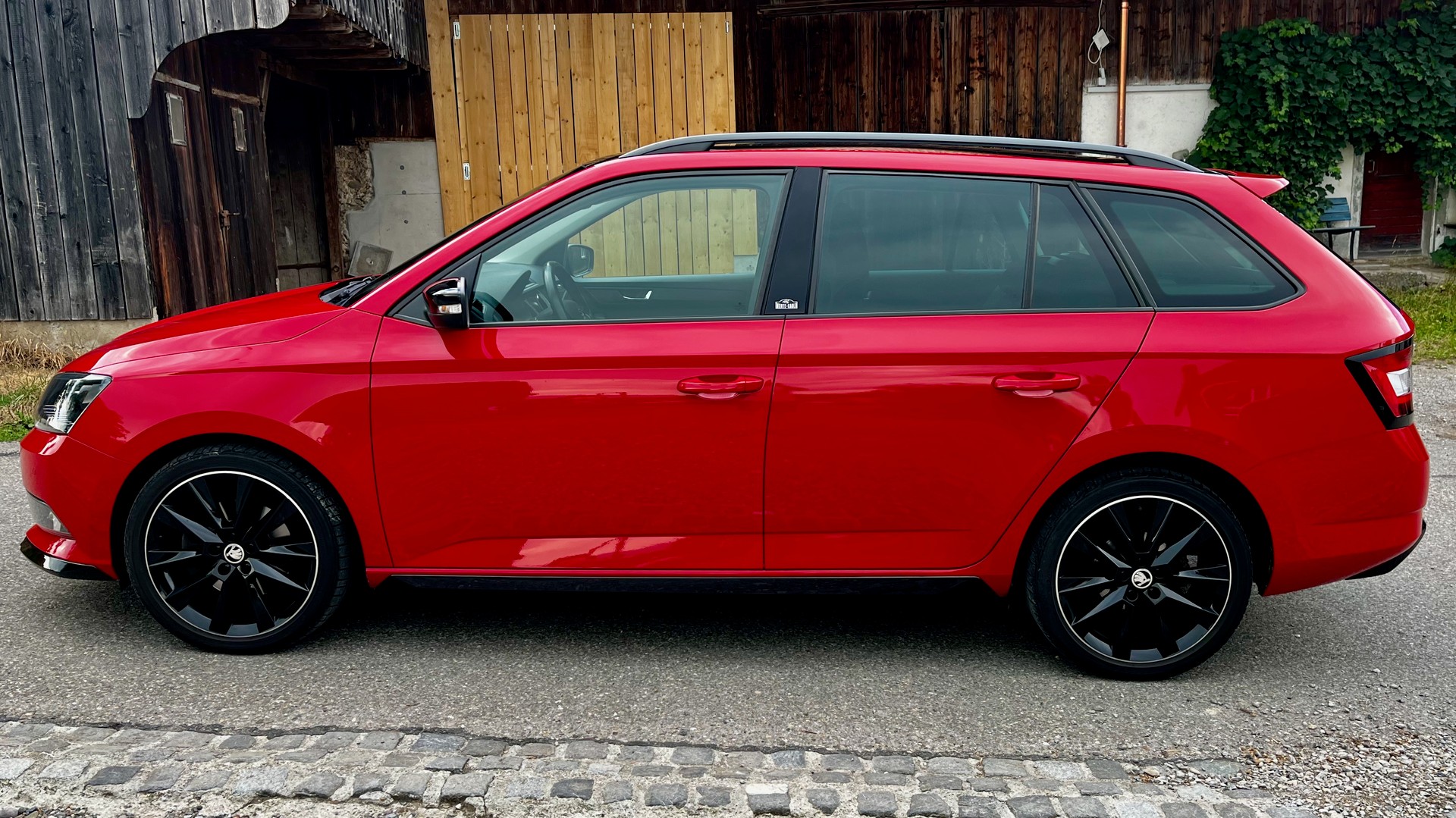 SKODA 1.0 TSI Monte Carlo DSG-image-1