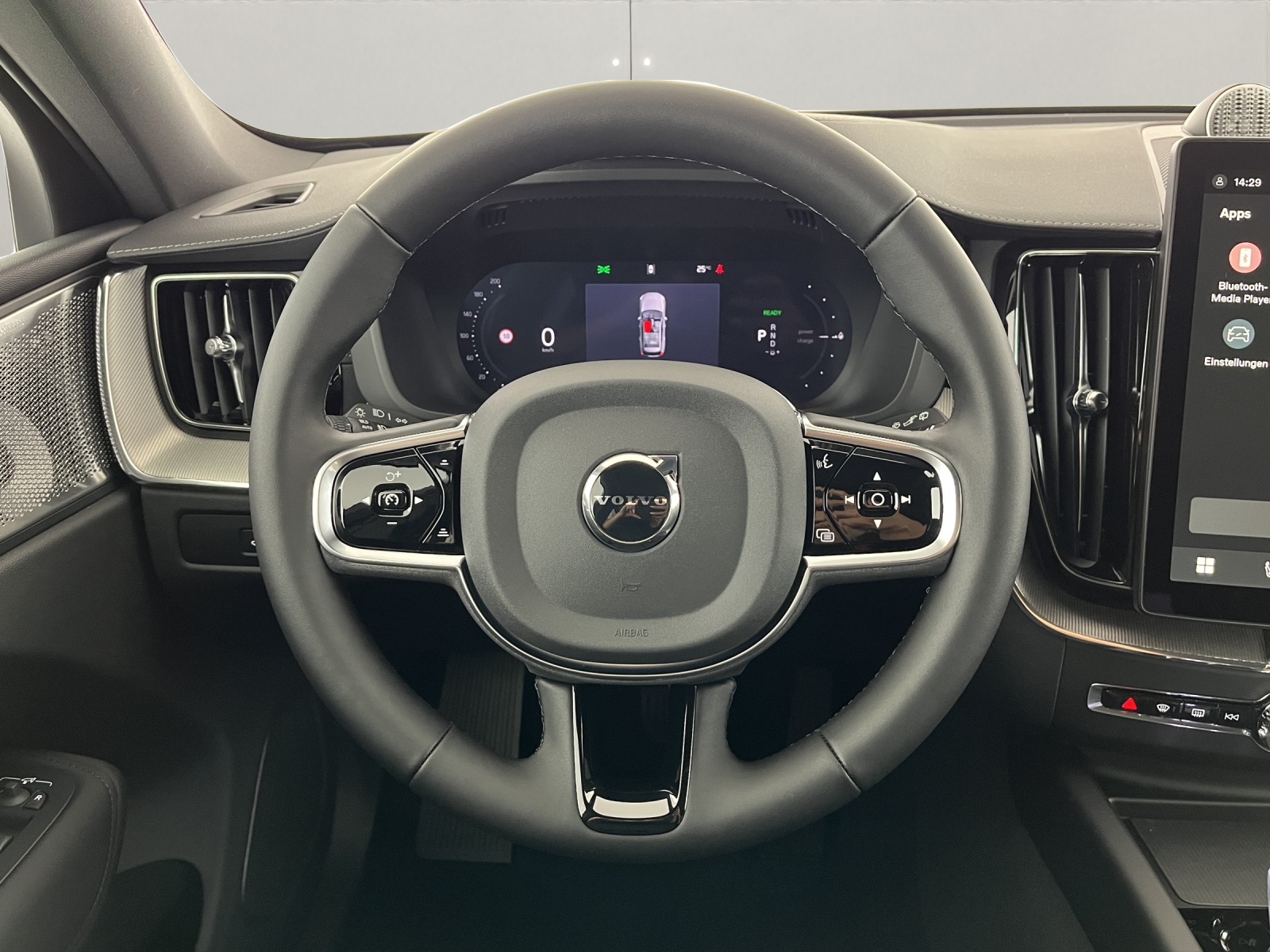 VOLVO XC60 2.0 T6 TE Black Edition eAWD-image-13