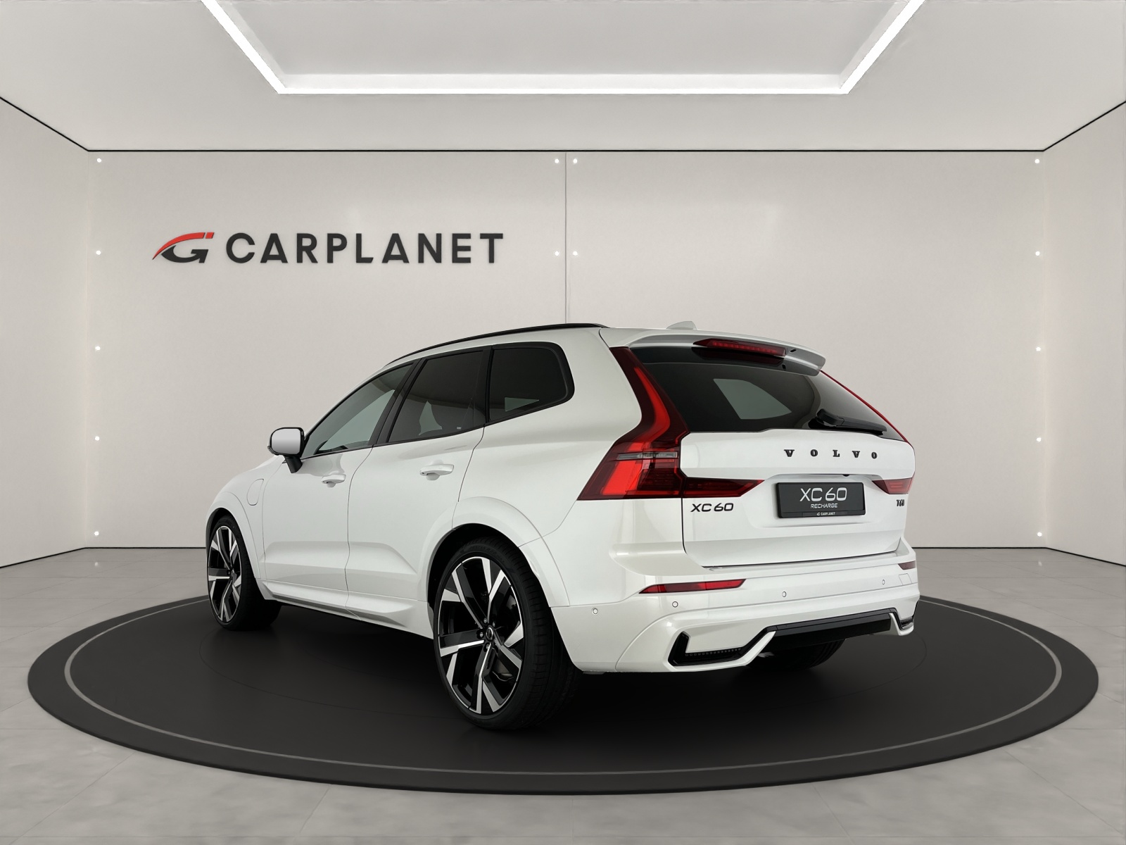 VOLVO XC60 2.0 T6 TE Black Edition eAWD-image-3