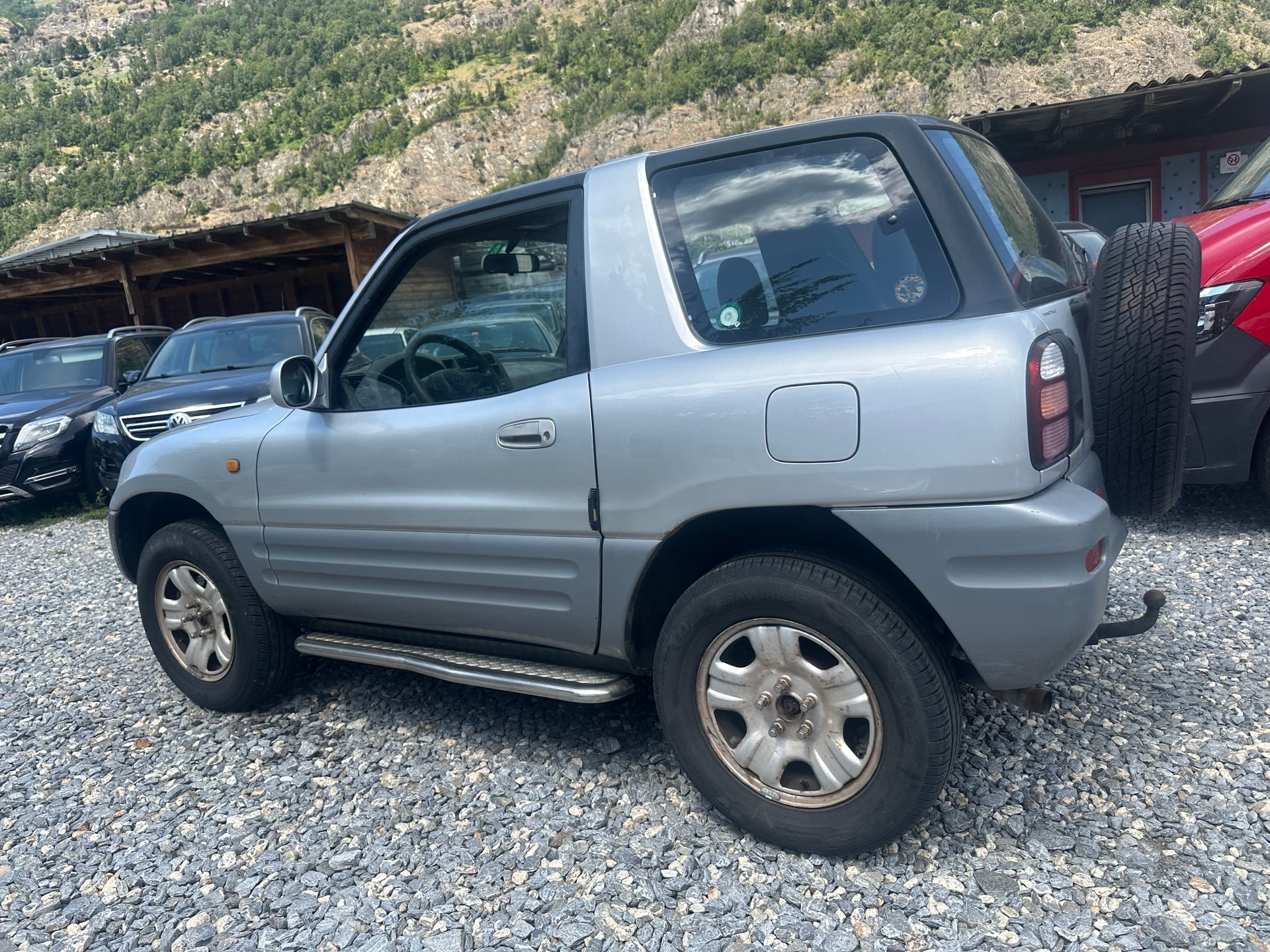 TOYOTA RAV-4 GX-image-12