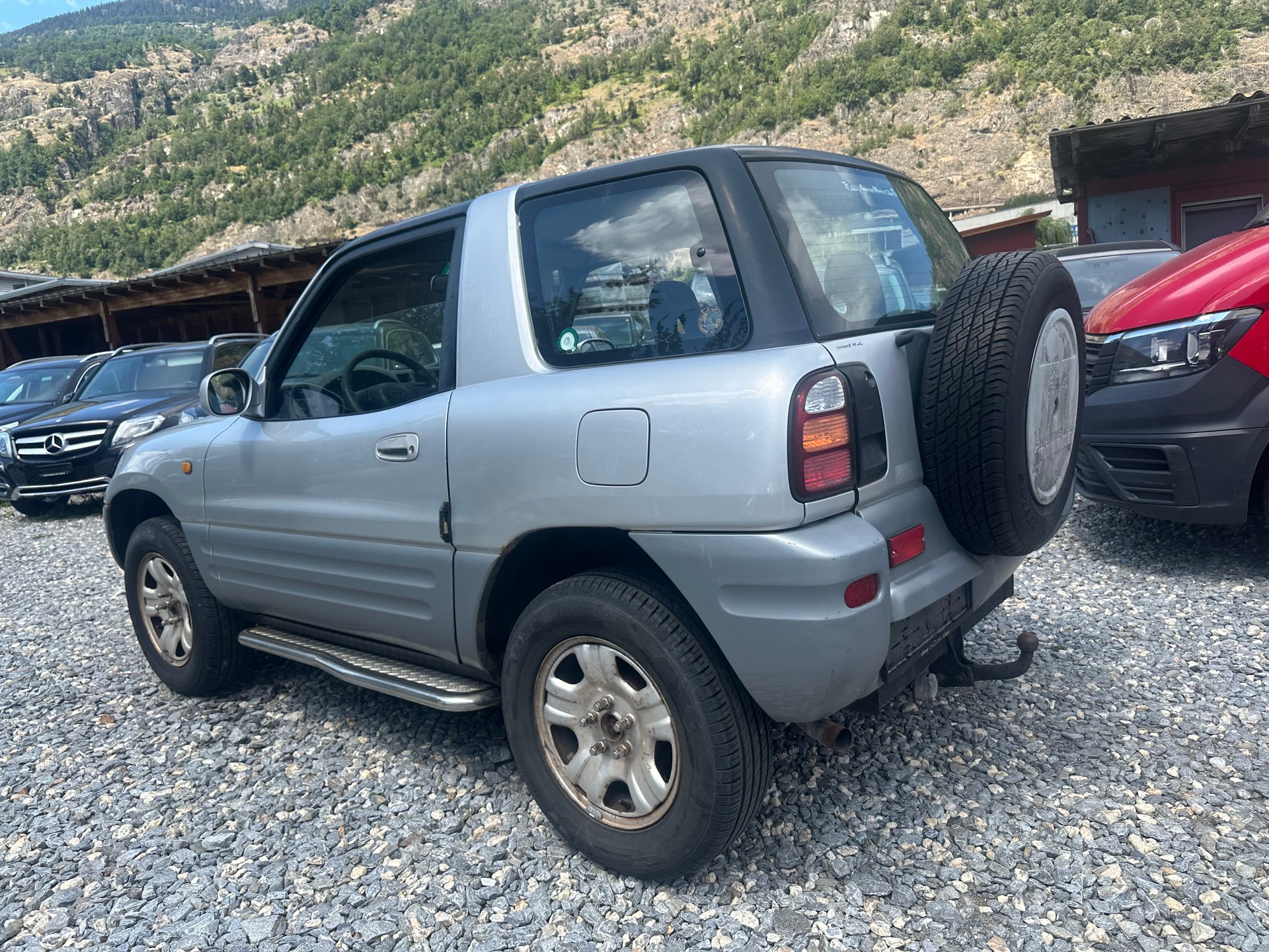 TOYOTA RAV-4 GX-image-9