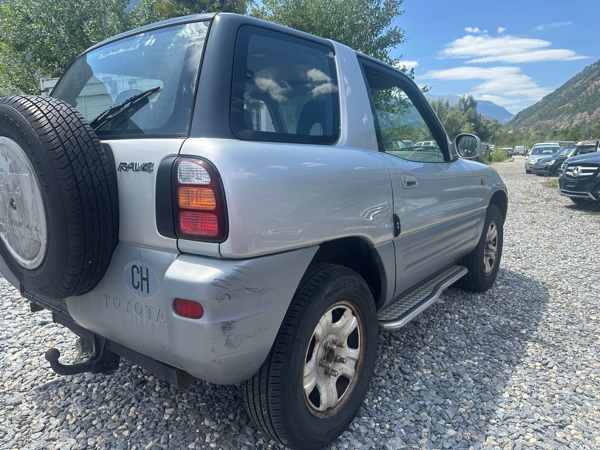 TOYOTA RAV-4 GX-image-10