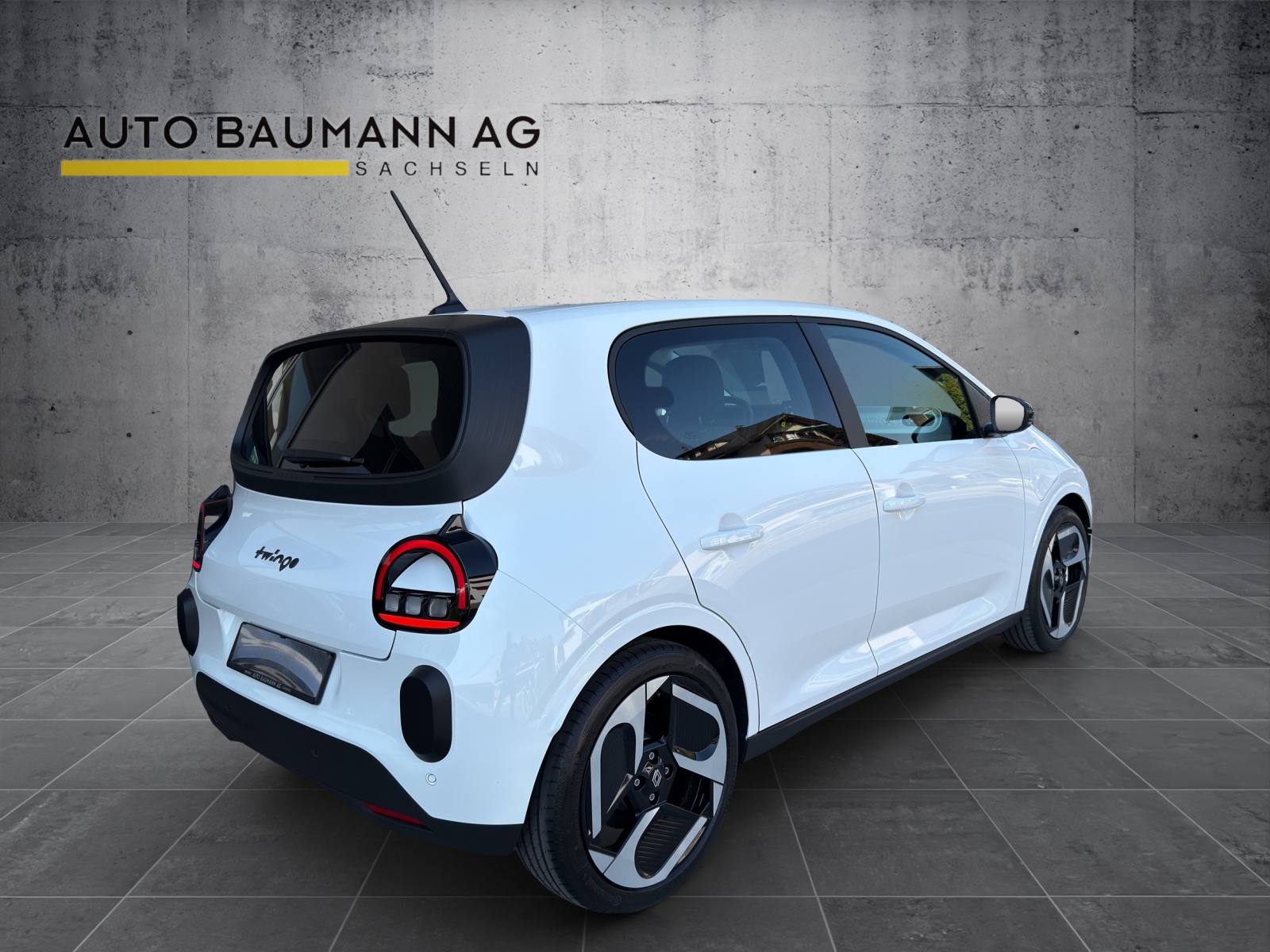 RENAULT Twingo E-Tech 27kWh Evolution-image-3