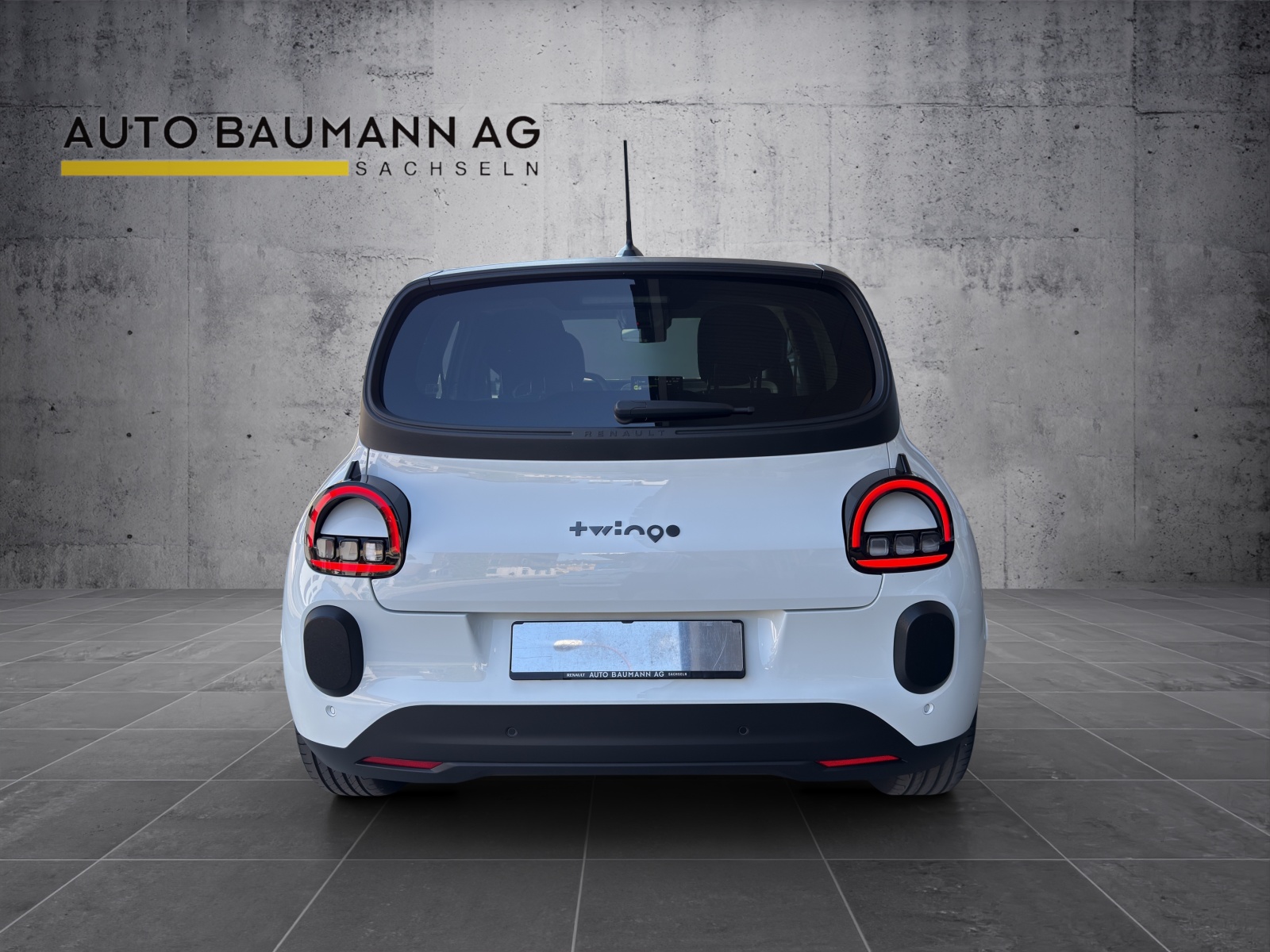 RENAULT Twingo E-Tech 27kWh Evolution-image-4