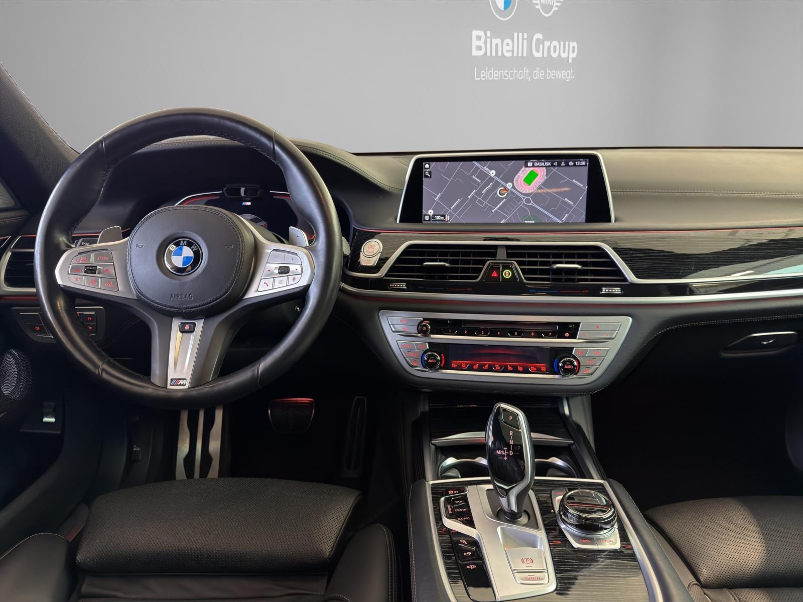 BMW 750i xDrive M-SportPaket-image-9