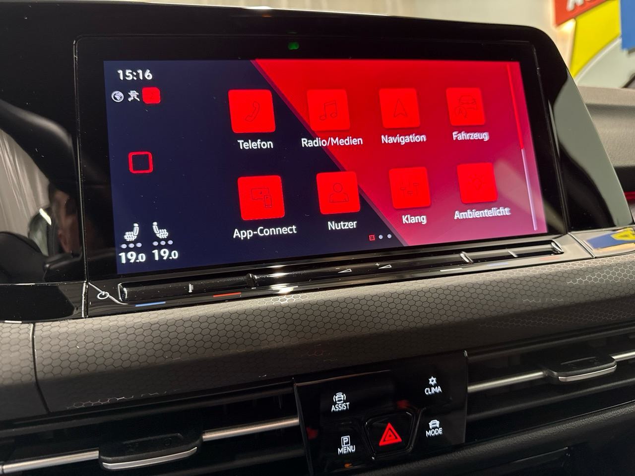 VW Golf 2.0 TSI GTI Black Style Edition-image-5