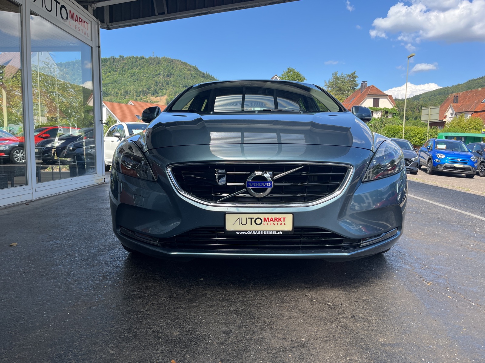VOLVO V40 D3 Summum Geartronic-image-5