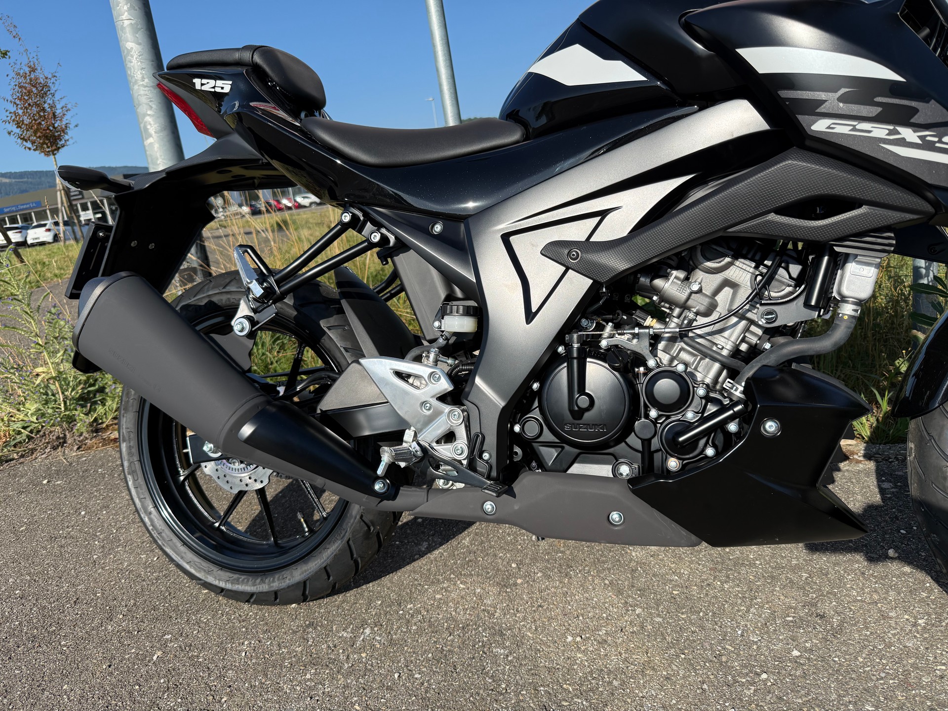 SUZUKI GSX-S 125-image-5