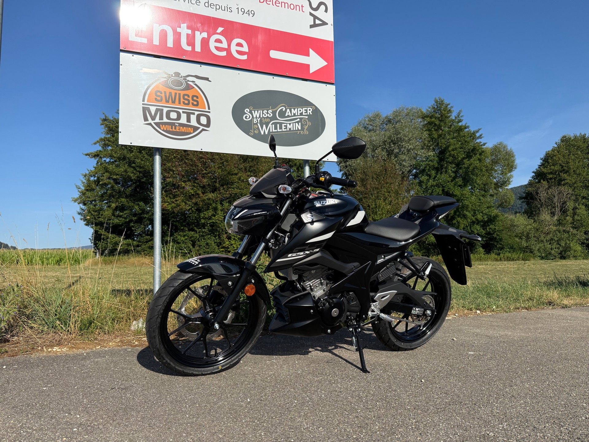SUZUKI GSX-S 125-showroom-element-1
