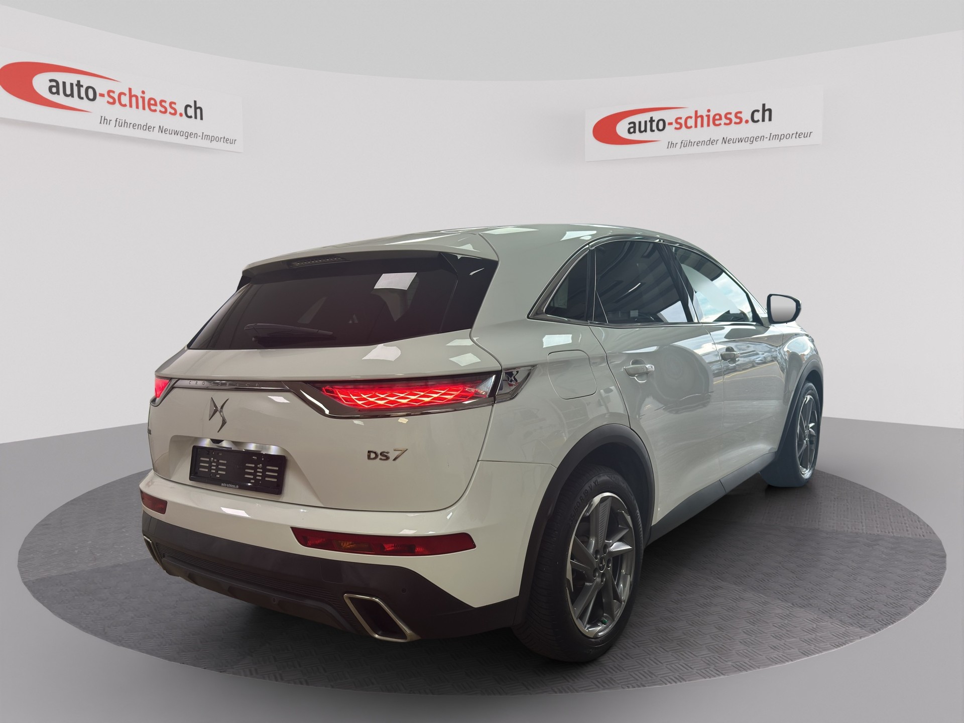 DS AUTOMOBILES DS 7 Crossback E-Tense 225 Bastille+-image-6