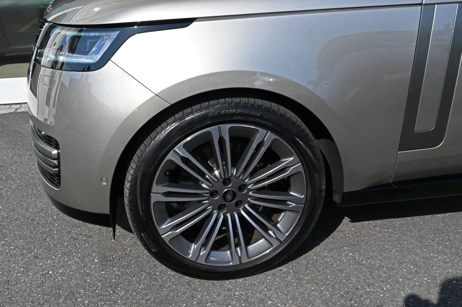 LAND ROVER Range Rover D350 3.0D I6 MHEV HSE Automatic-image-4