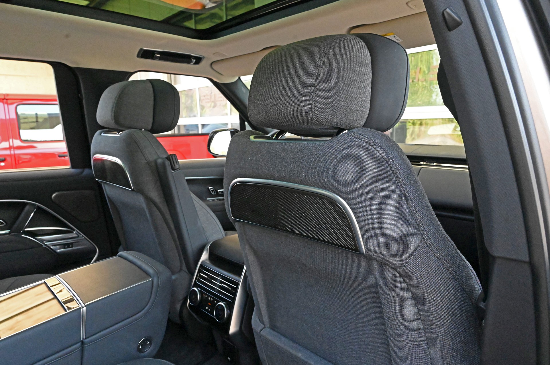 LAND ROVER Range Rover D350 3.0D I6 MHEV HSE Automatic-image-23