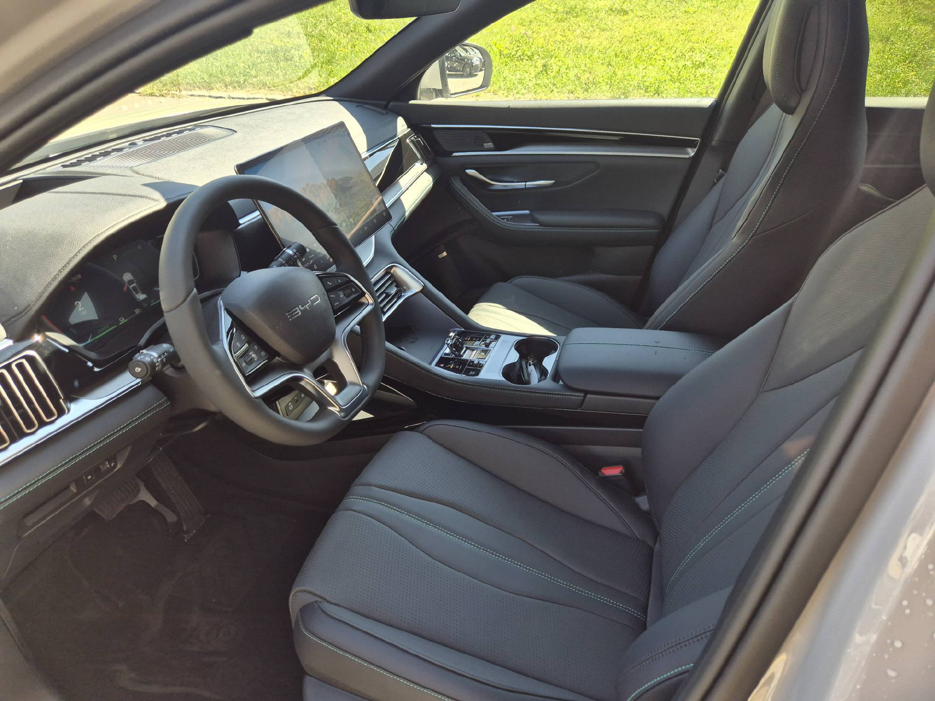 BYD Seal U DM-i Comfort PHEV-image-8