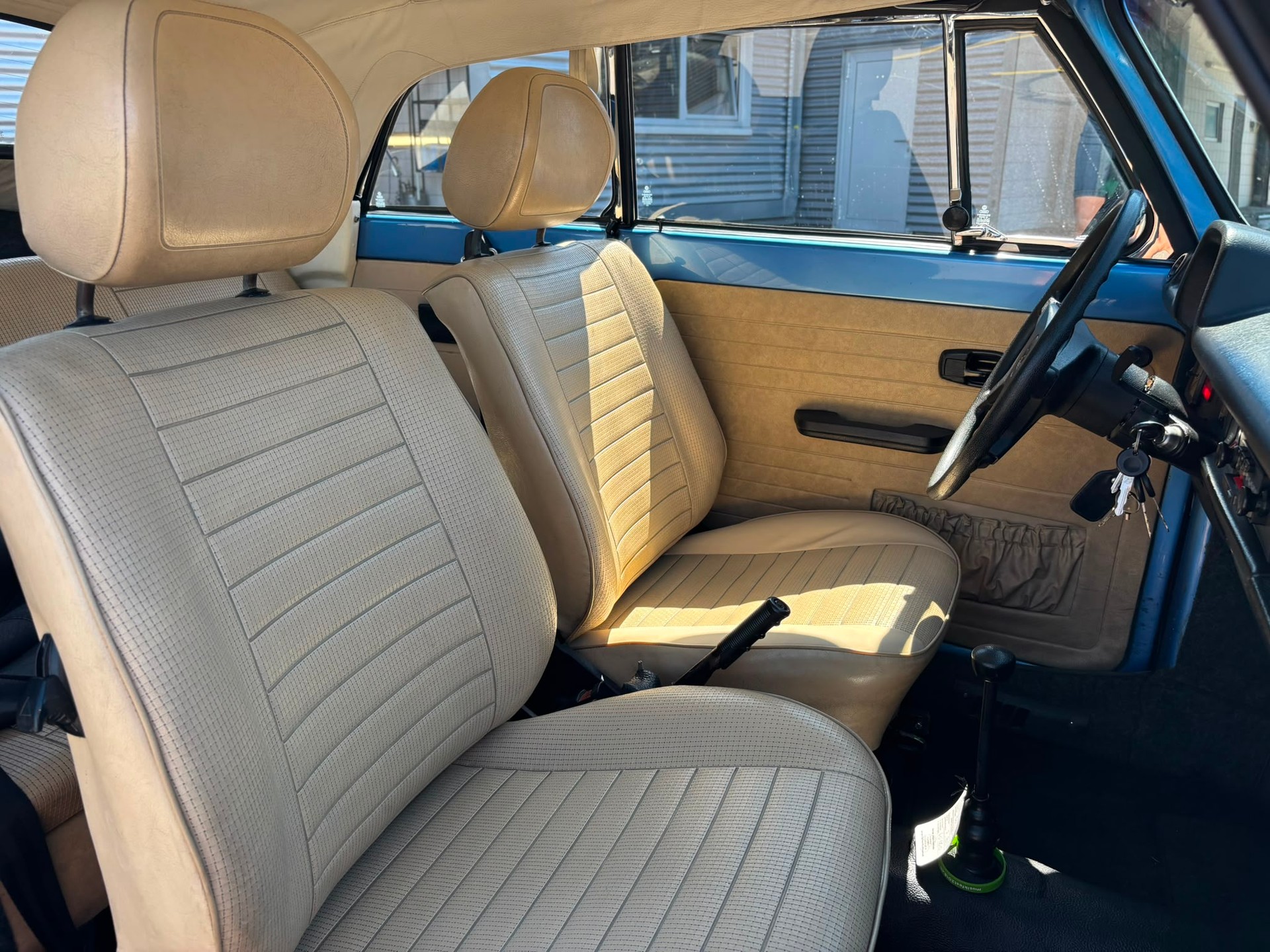 VW Karmann-image-12