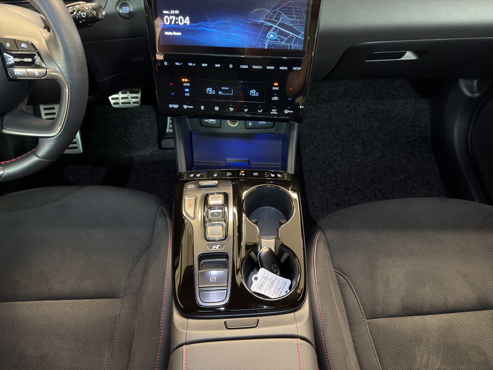 HYUNDAI Tucson 1.6HEV NLi LUX 4WD-image-15
