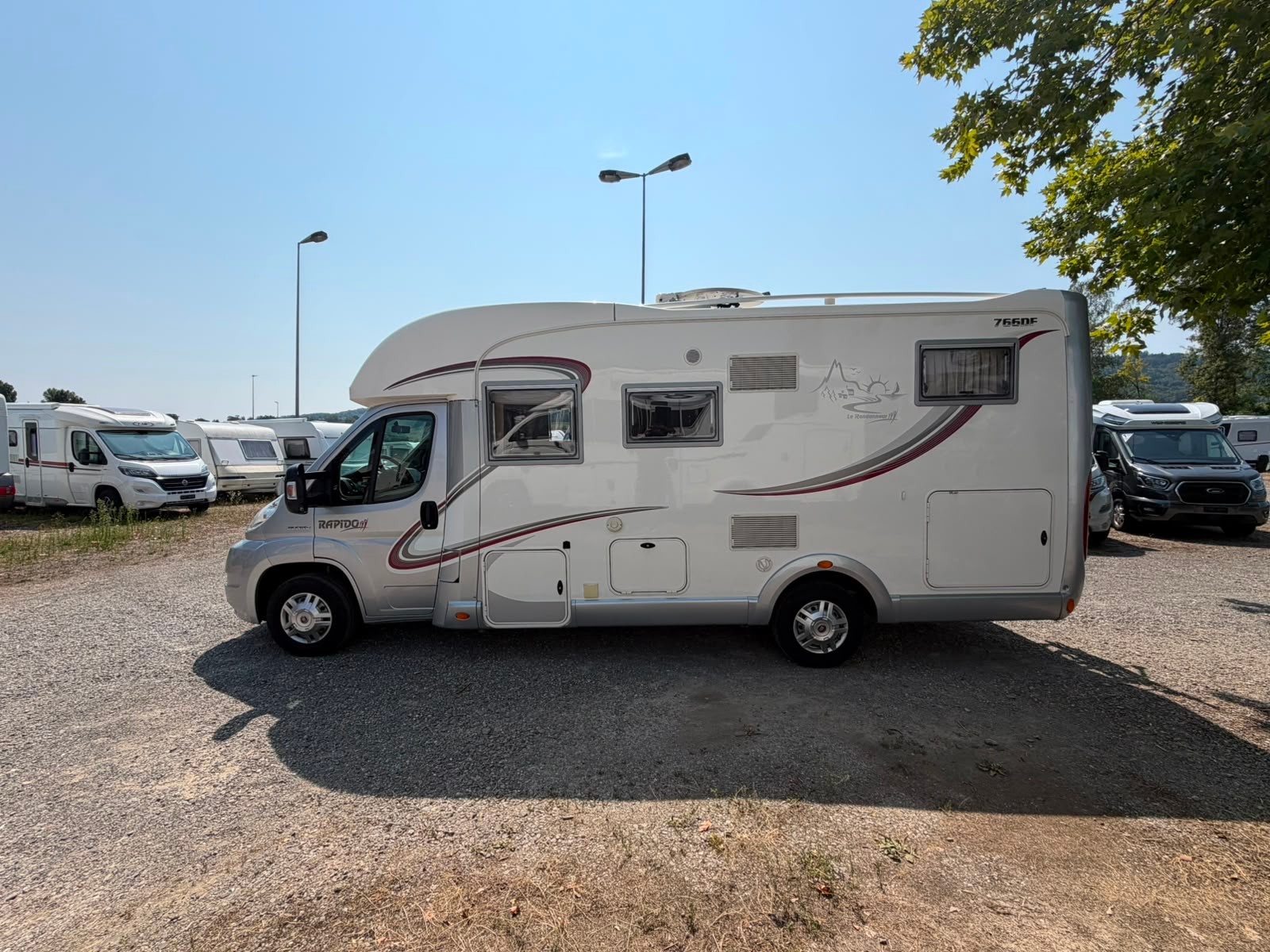 FIAT 2.3JTD 130PS RAPIDO 766 DF *** LÄNGSBETT***AUTOMAT***NUR 66000KM***TOP-ZUSTAND***-image-2