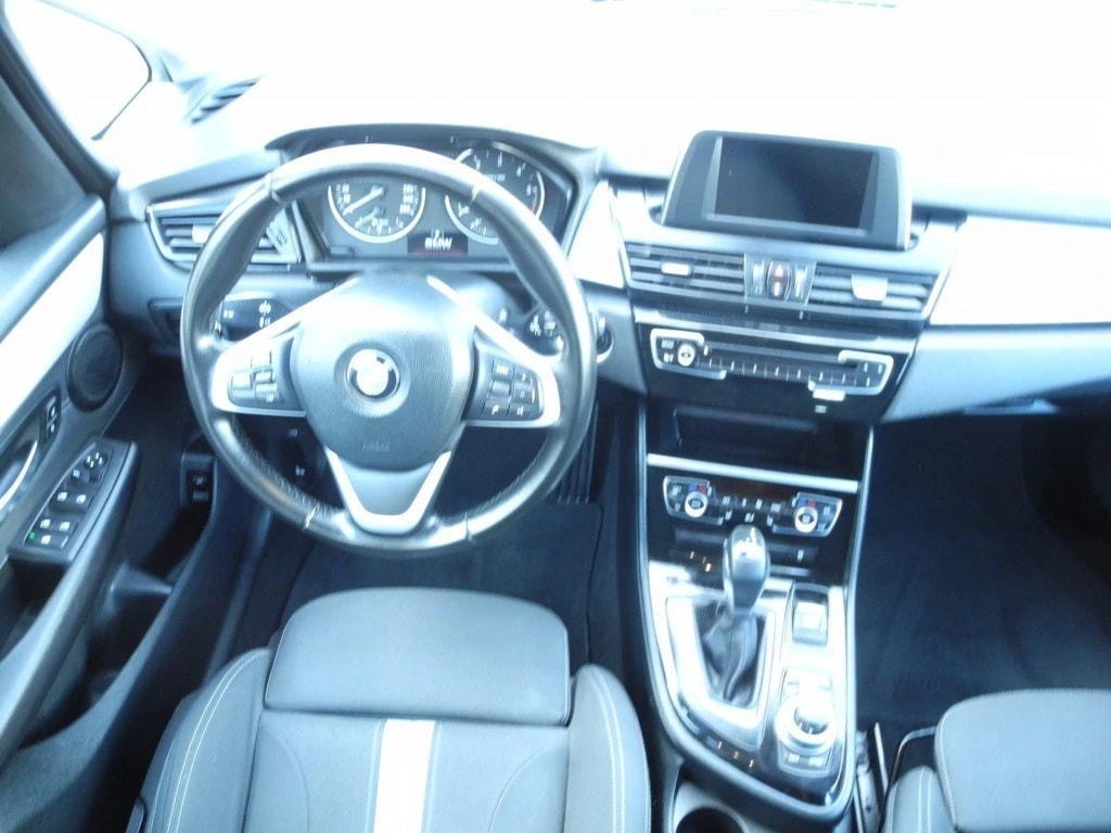 BMW 220d Gran Tourer Steptronic ** Frisch ab MFK und Service **-image-9
