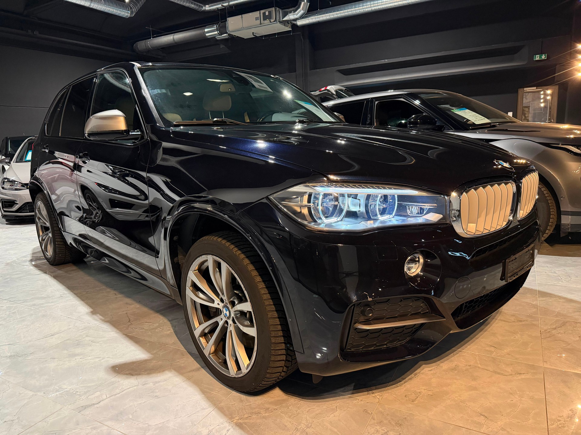 BMW X5 xDrive M50d Steptronic-image-2