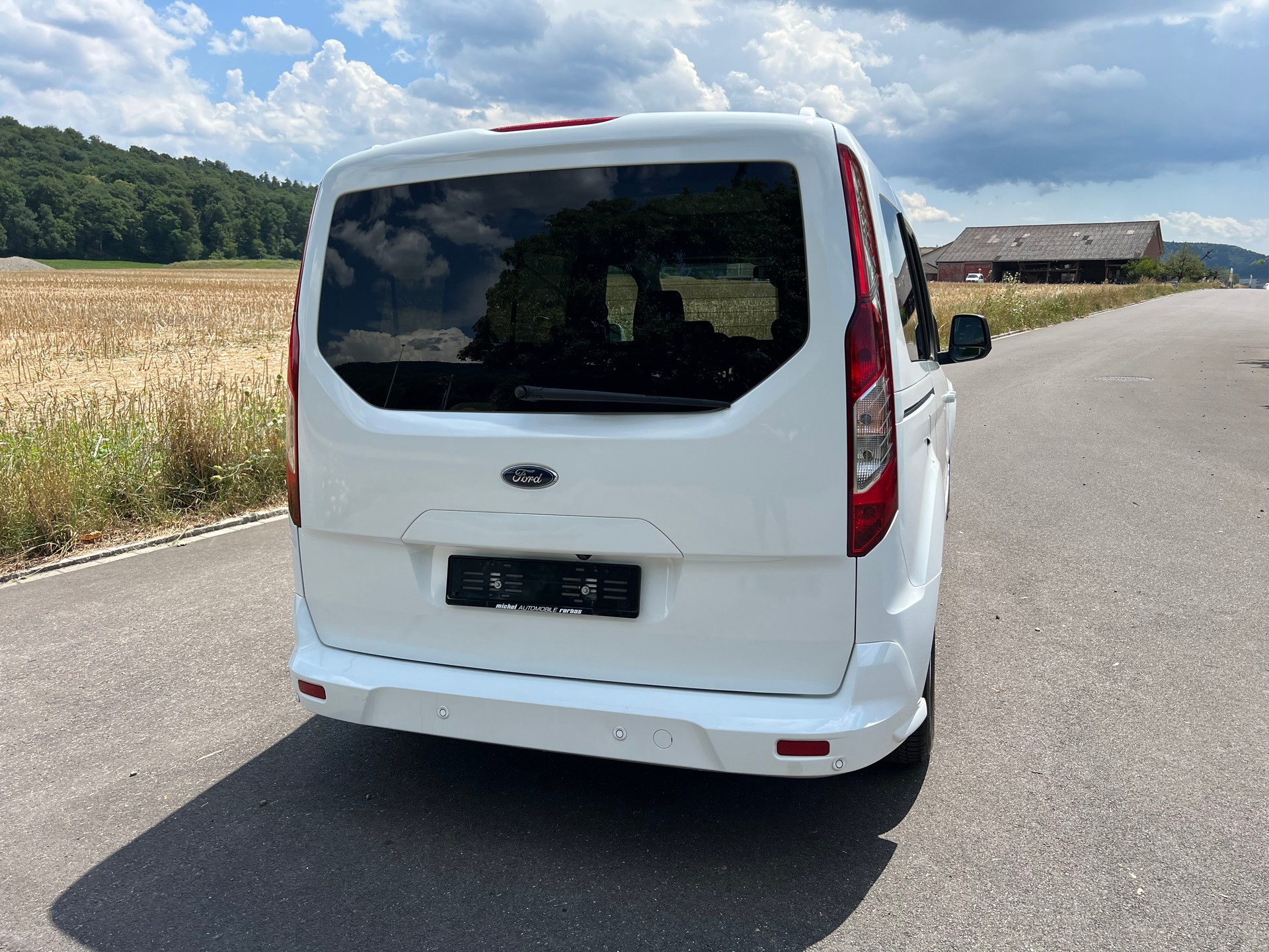 FORD Grand Tourneo Connect 1.5 TDCi Titanium Powershift-image-4