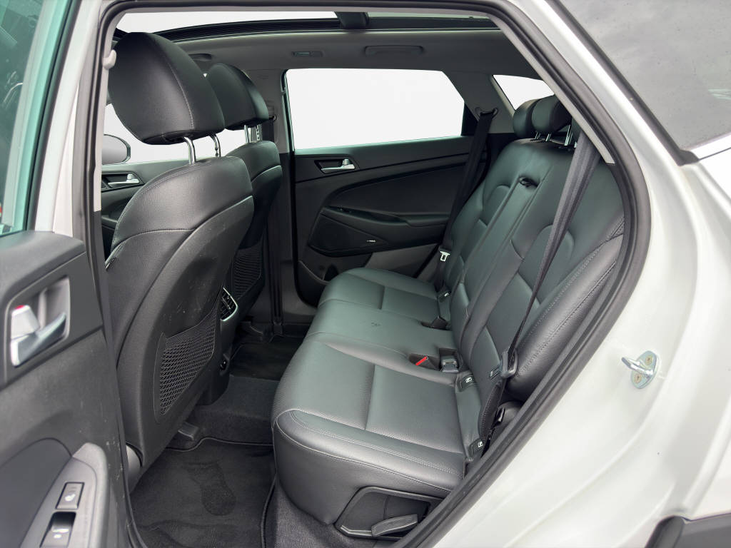 HYUNDAI TUCSON 2.0 CRDI-image-11