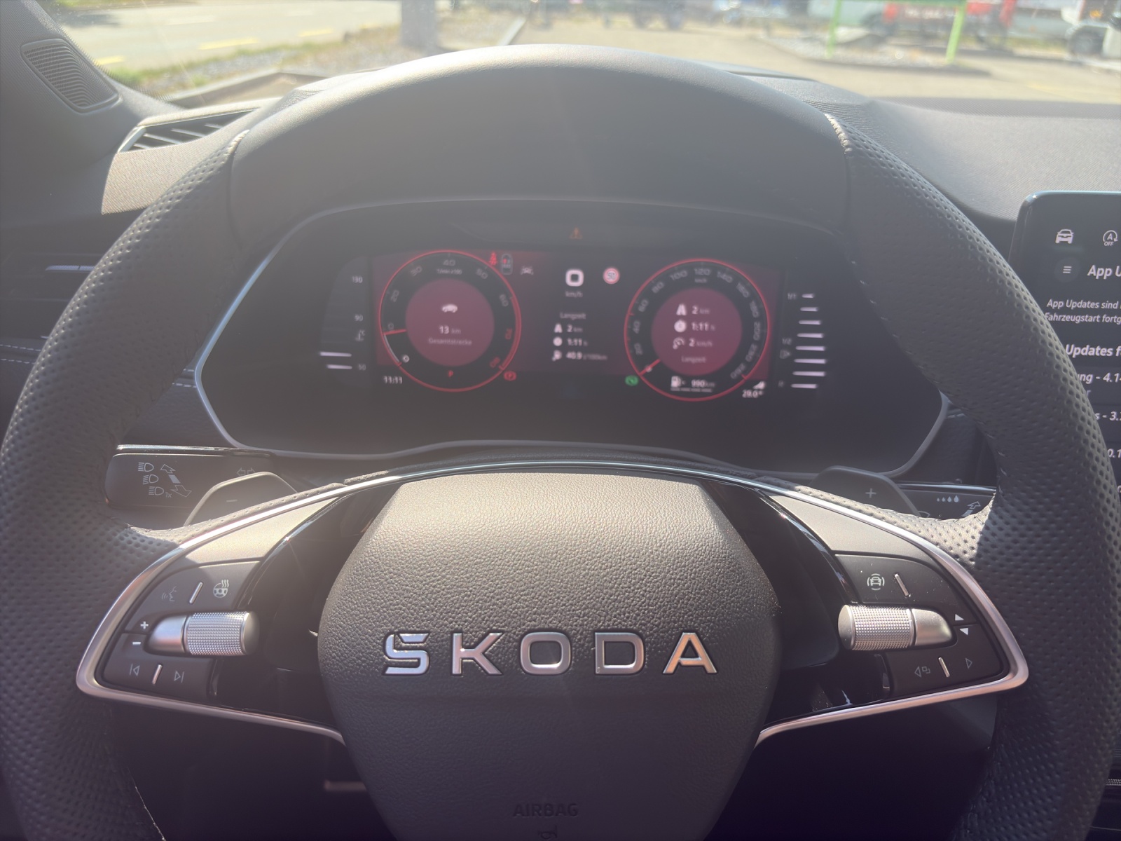 SKODA Octavia Combi 2.0 TSI SportLine 4x4 DSG-image-12