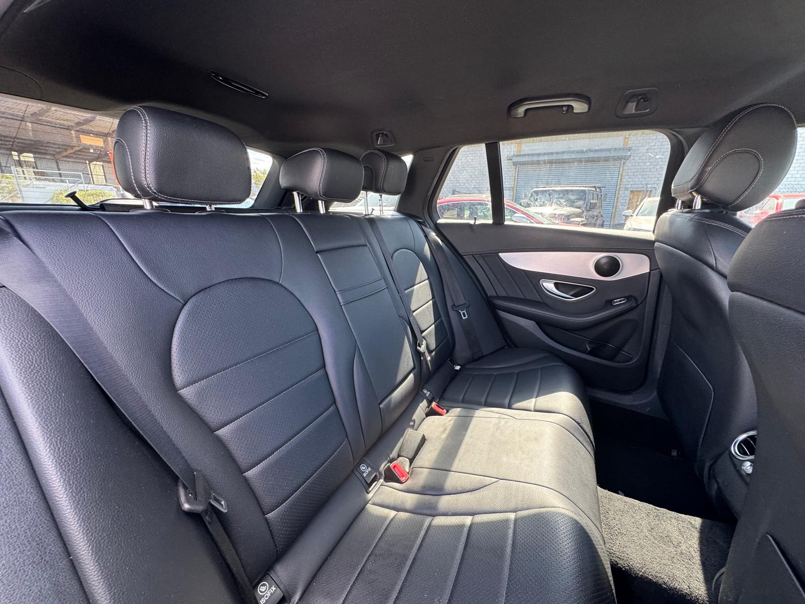 MERCEDES-BENZ C 250 BlueTEC Exclusive 4Matic 7G-Tronic-image-9