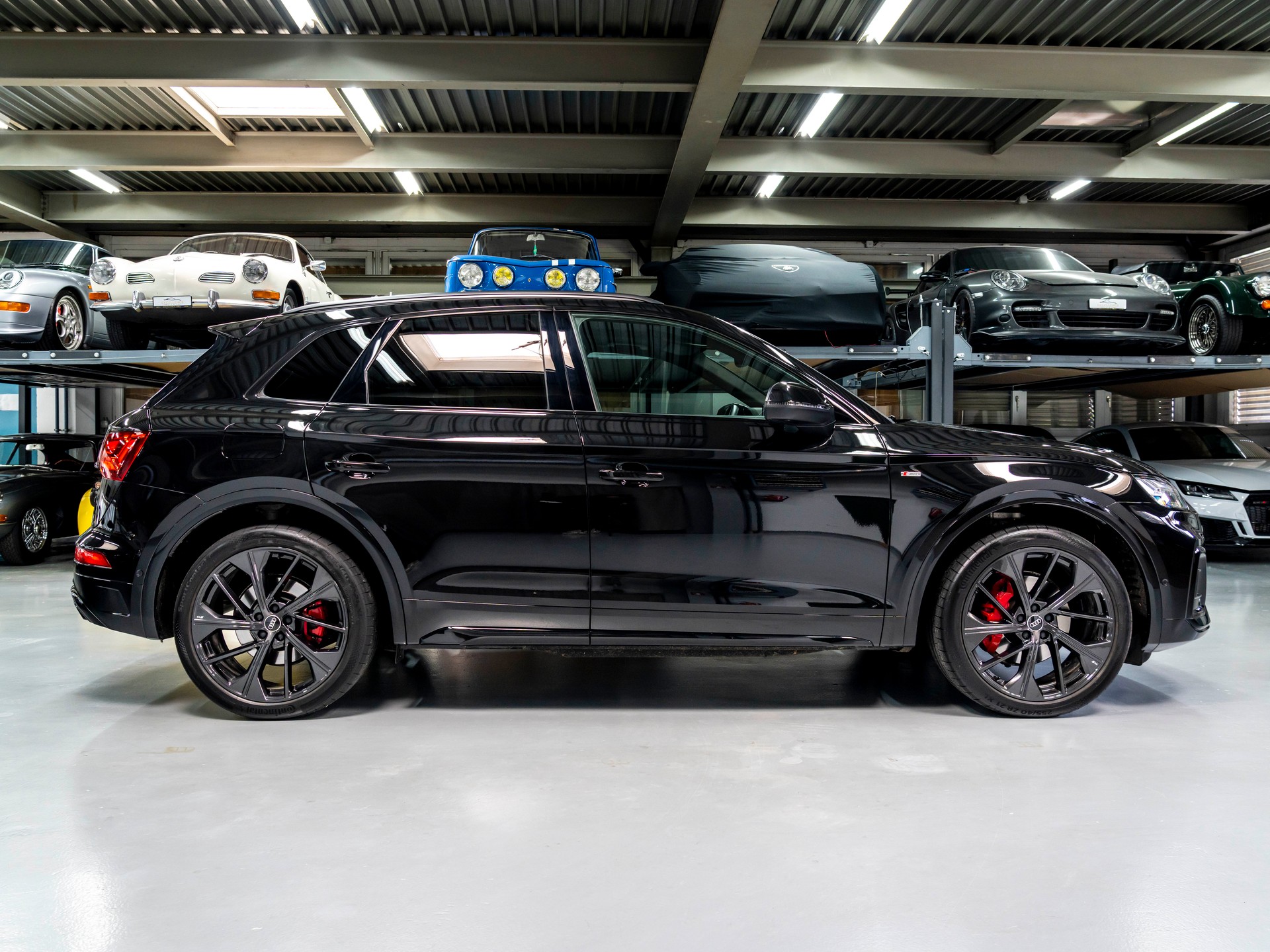 AUDI Q5 45 TFSI S-line quattro S-tronic-image-4