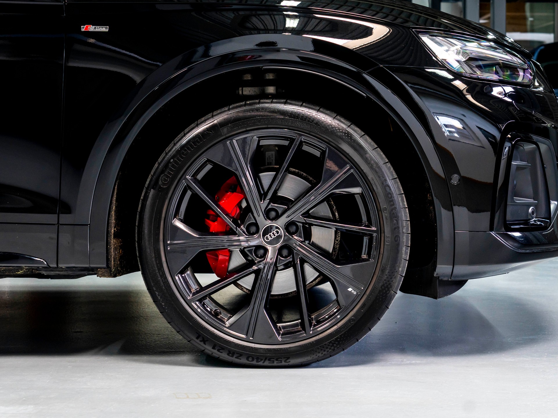 AUDI Q5 45 TFSI S-line quattro S-tronic-image-8