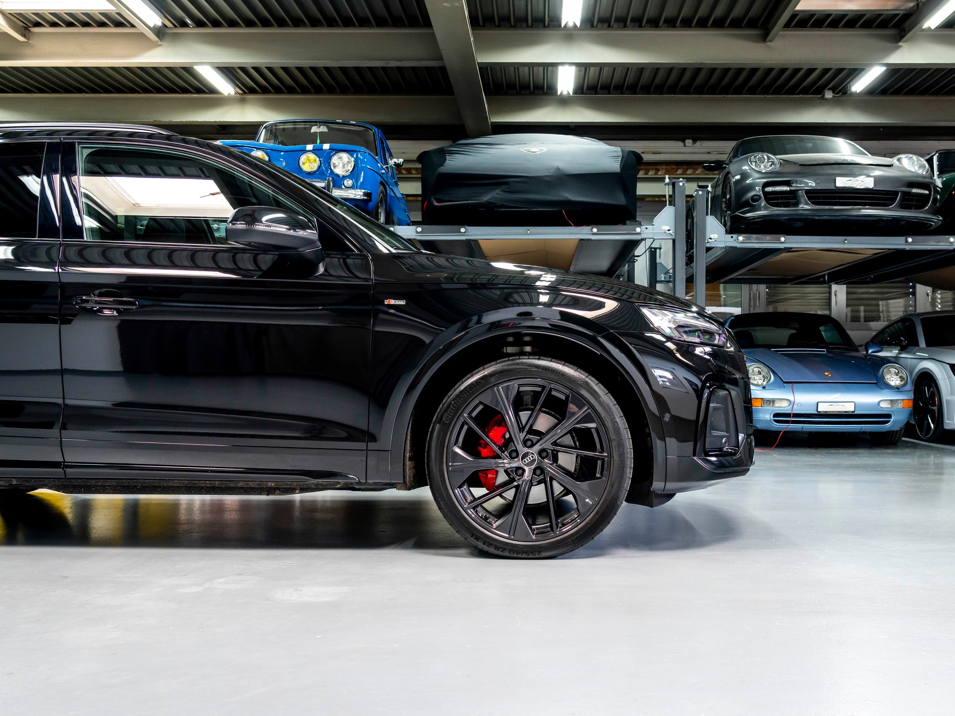 AUDI Q5 45 TFSI S-line quattro S-tronic-image-9