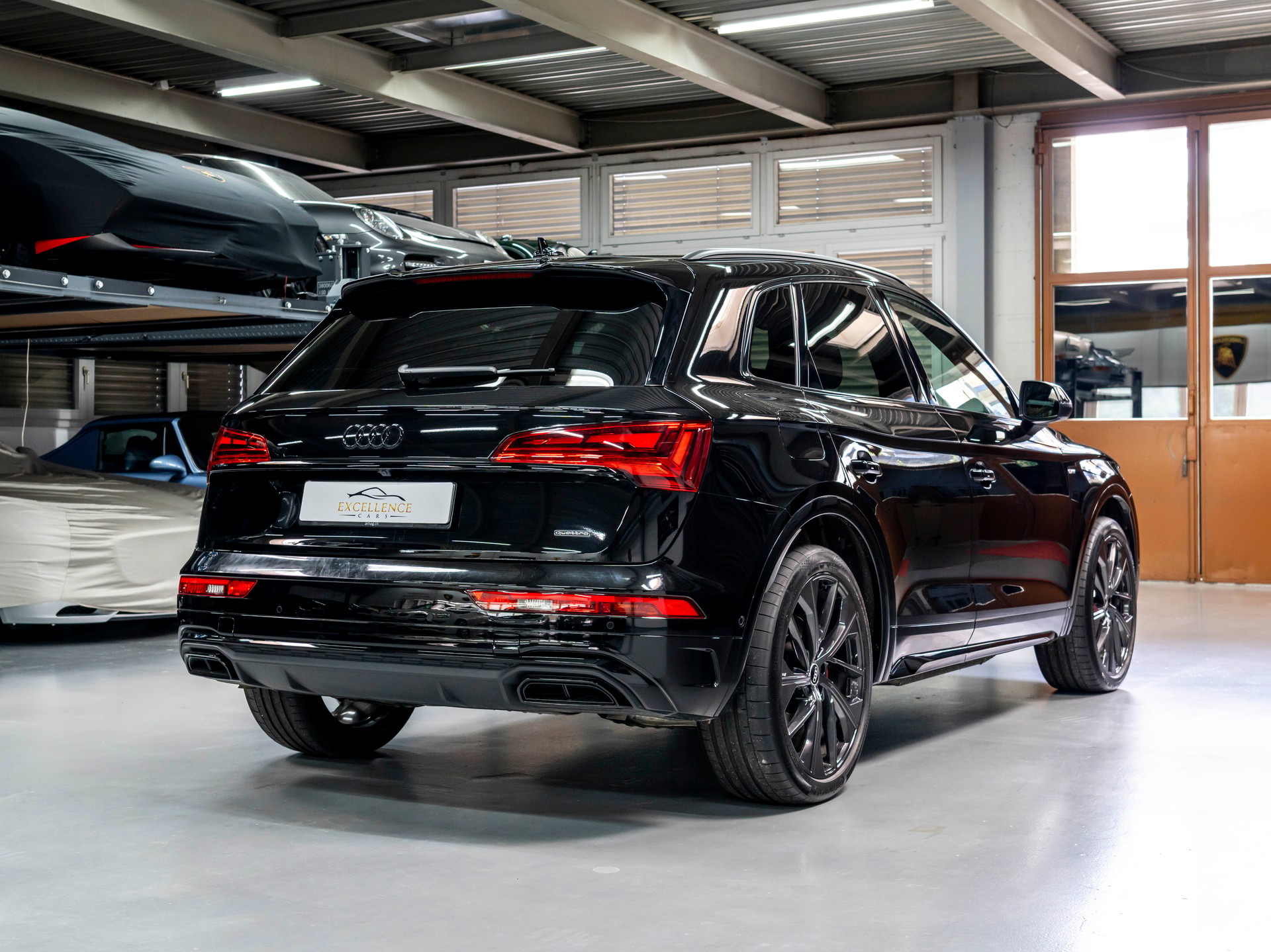 AUDI Q5 45 TFSI S-line quattro S-tronic-image-5