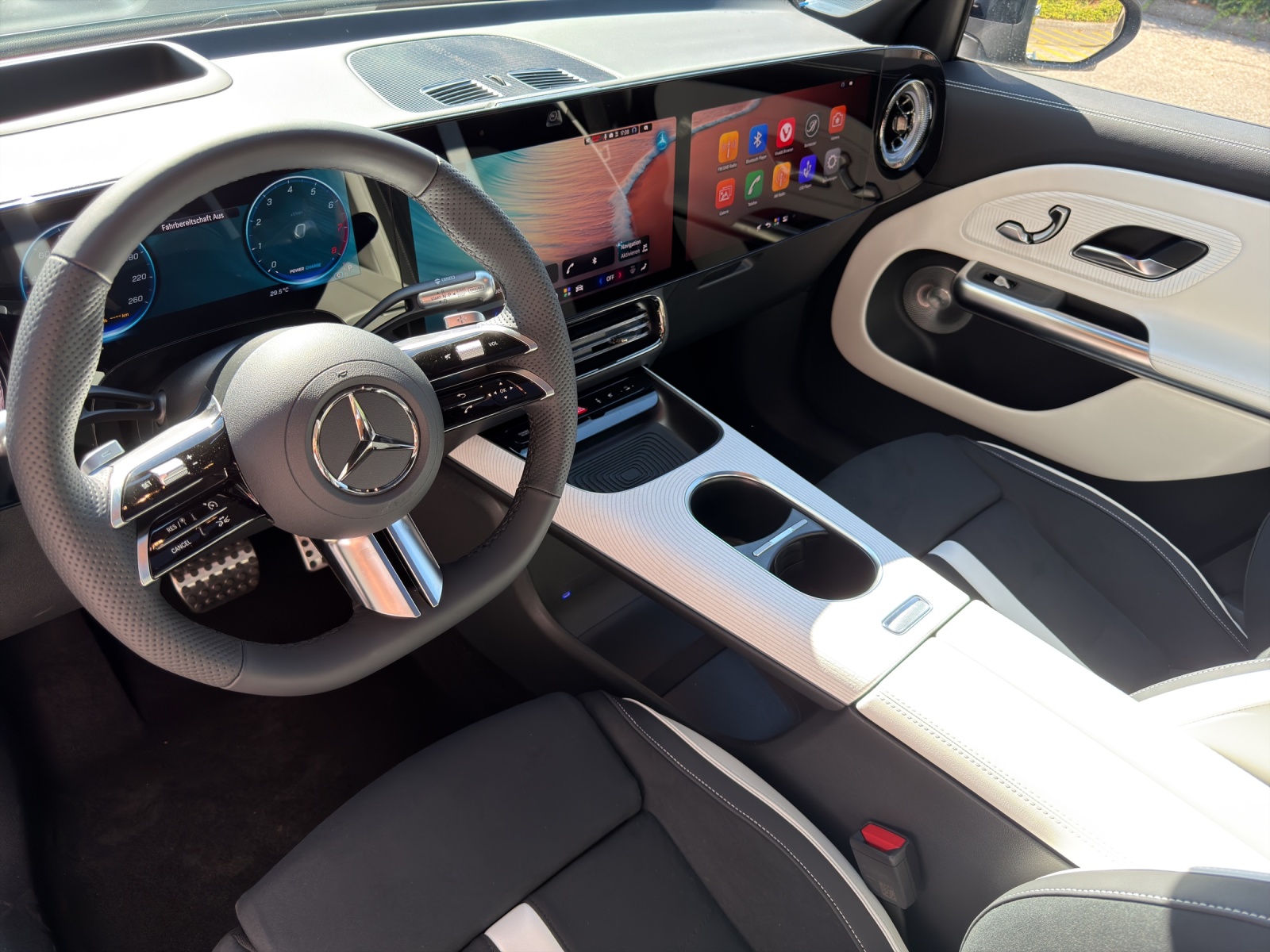 MERCEDES-BENZ GLB 220 4Matic 8G-Tronic-image-17