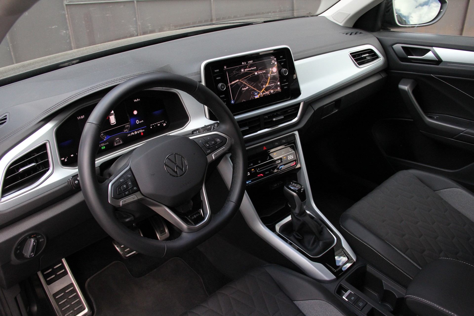 VW T-Roc 2.0 TDI SCR Goal DSG ***ANHÄNGERKUPPLUNG***-image-7