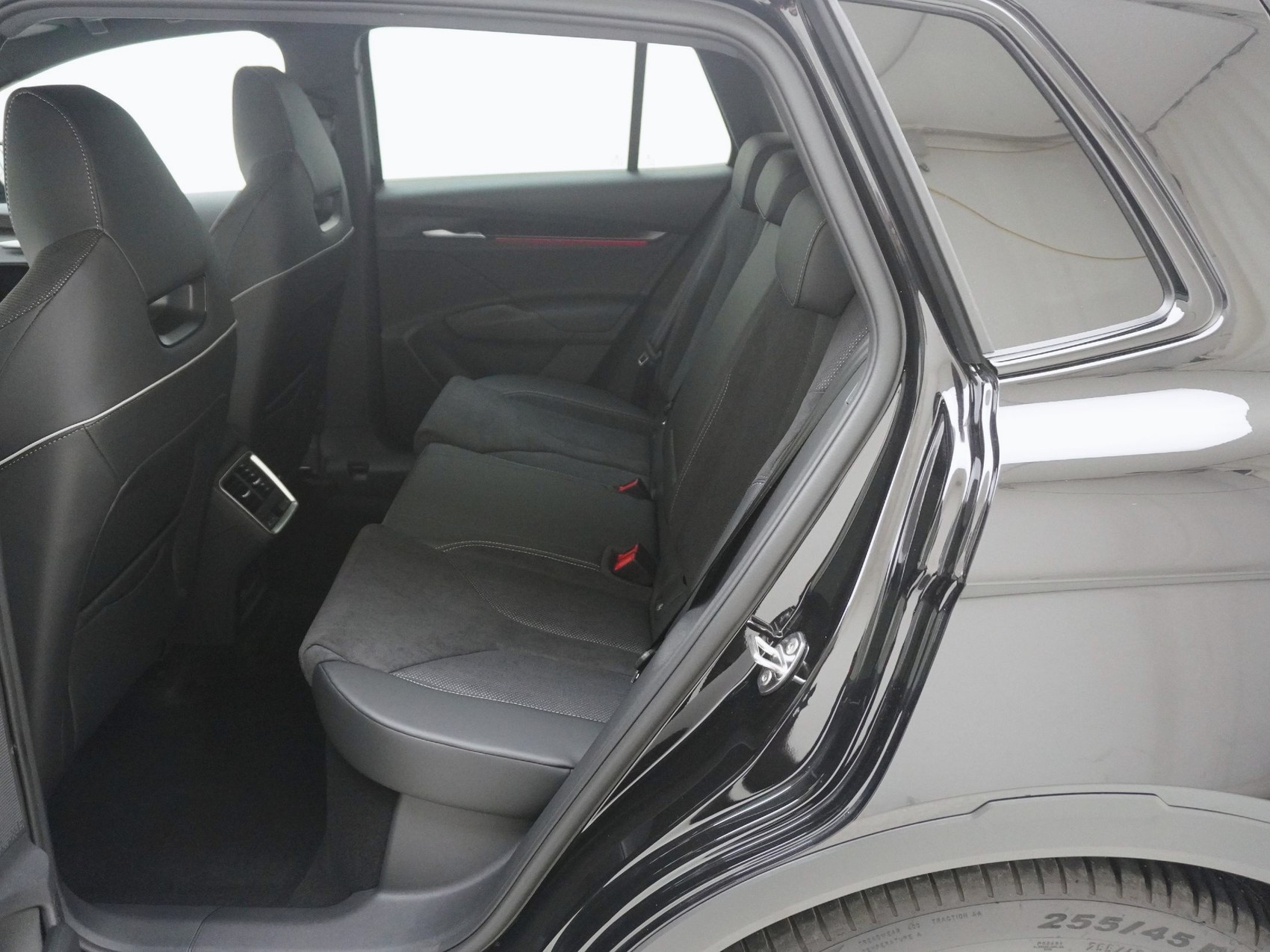 SKODA Elroq 85 Sport Line PLUS-image-13