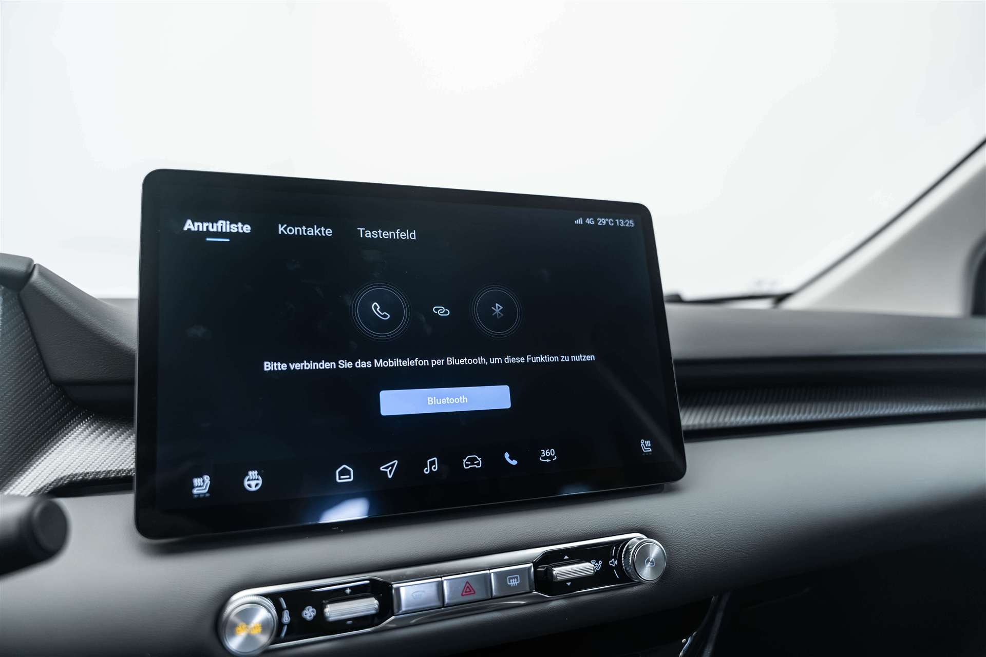 MG MG 4 EV 64kWh Premium Facelift Automat-image-25