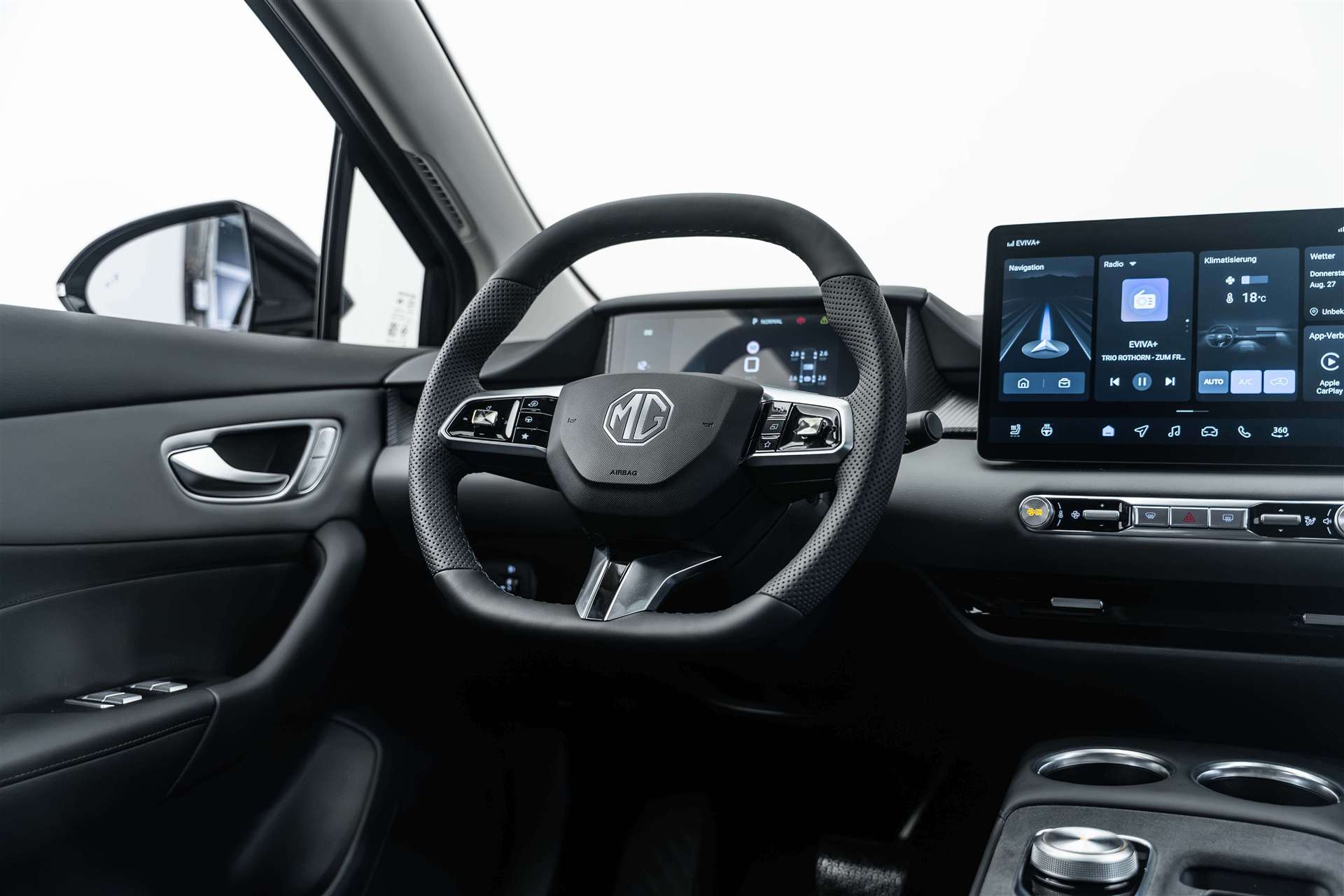 MG MG 4 EV 64kWh Premium Facelift Automat-image-9