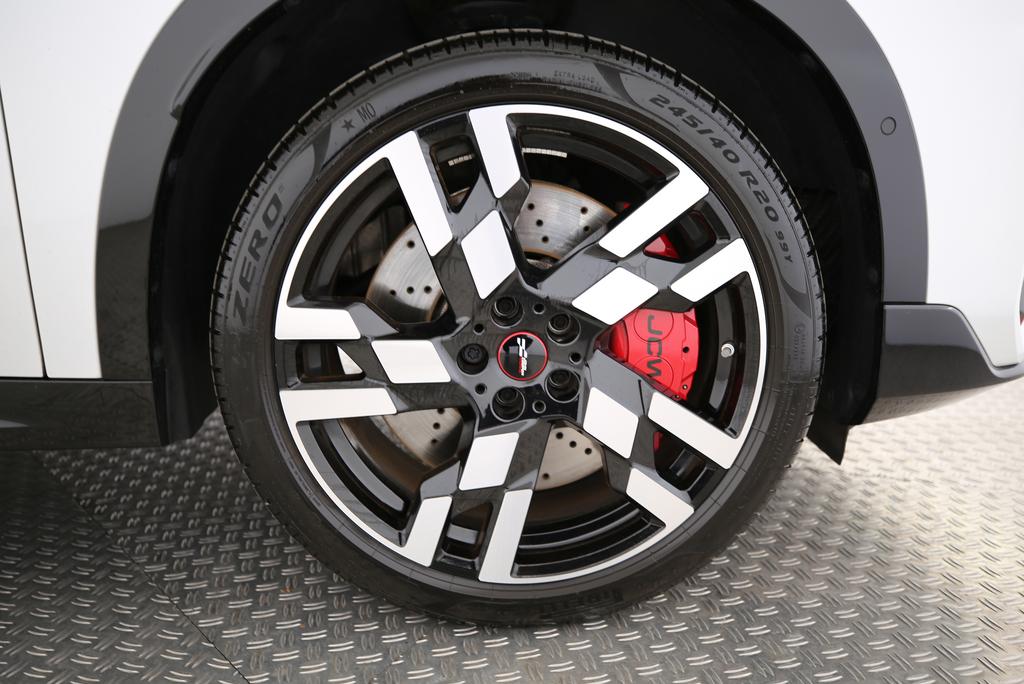 MINI Countryman F60 2.0i John Cooper Works ALL4-image-12